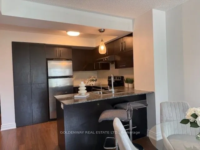 233 South Park Road, #501