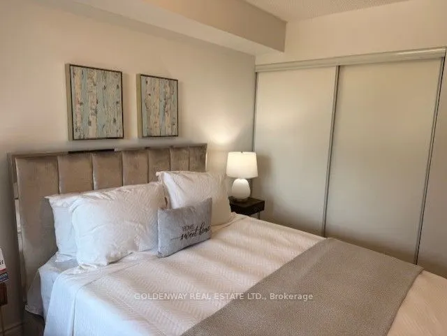 233 South Park Road, #501