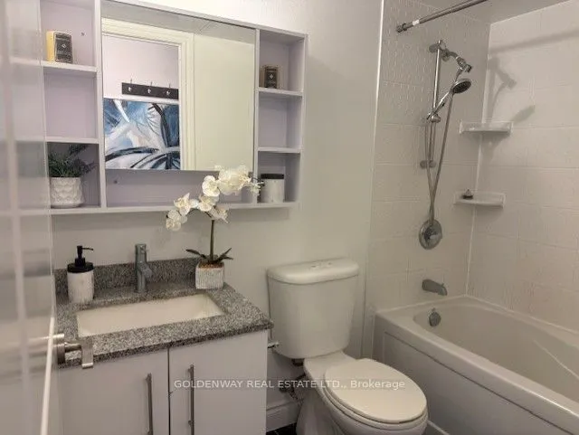 233 South Park Road, #501