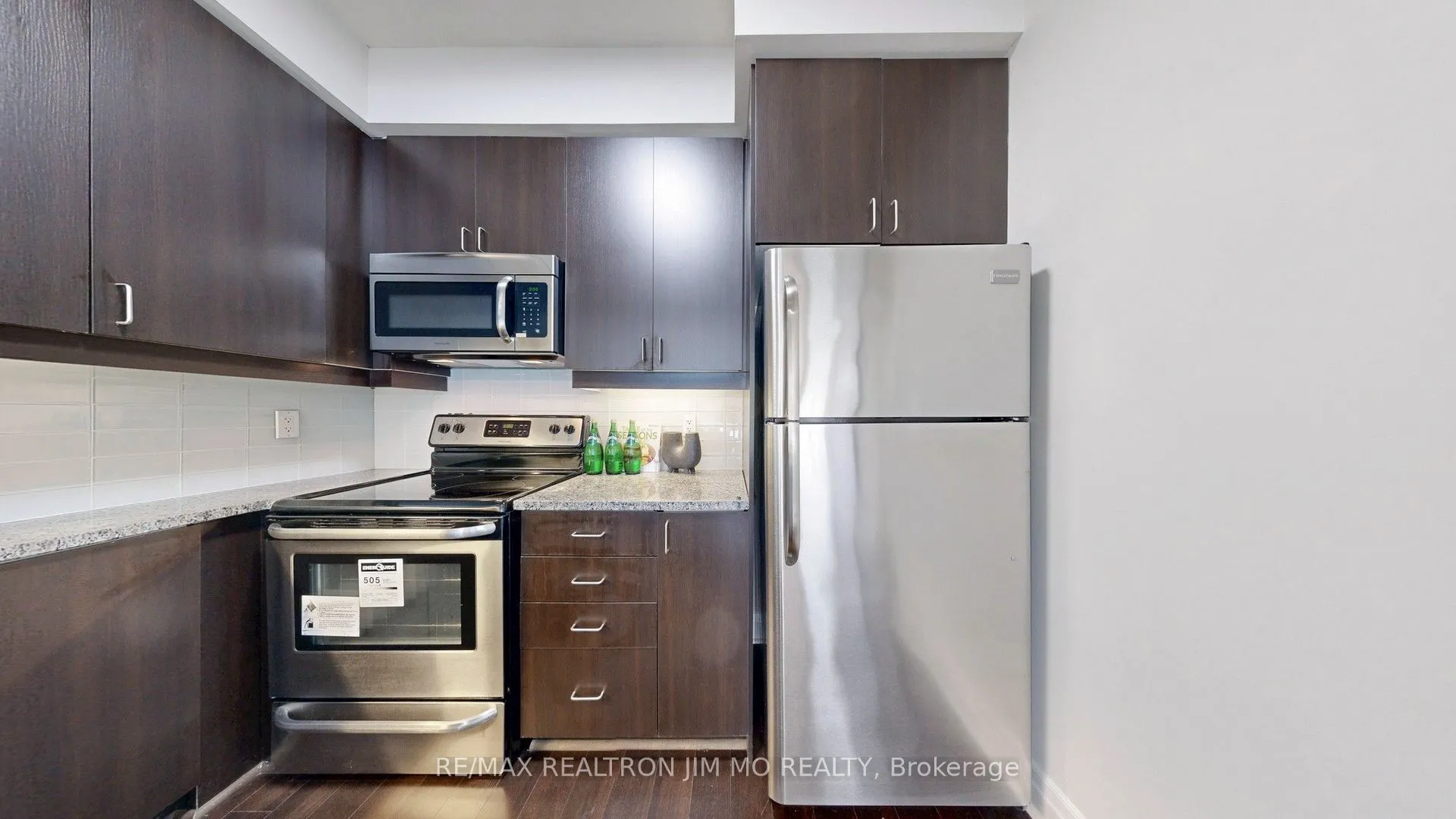 8110 Birchmount Road, #416