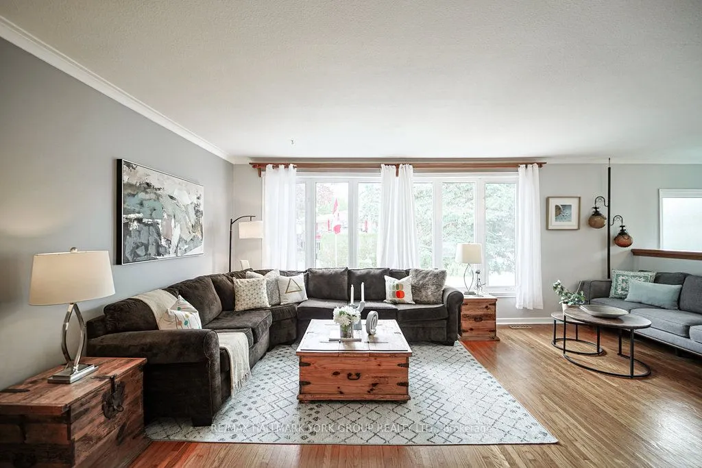 689 Sunnypoint Drive