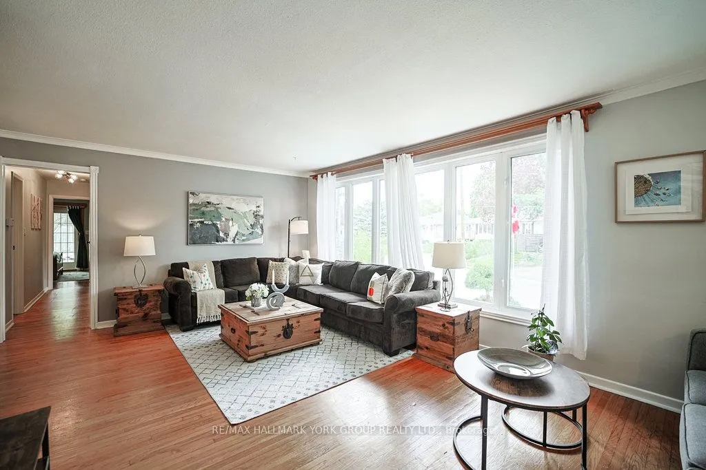 689 Sunnypoint Drive