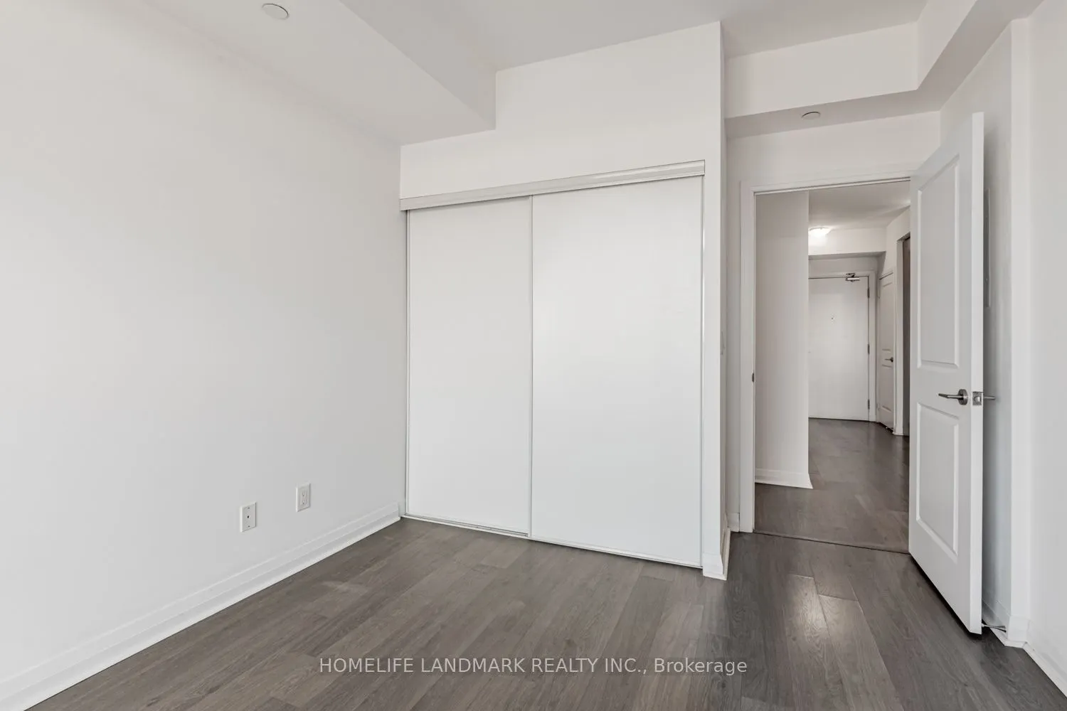 55 Oneida Crescent, #1606