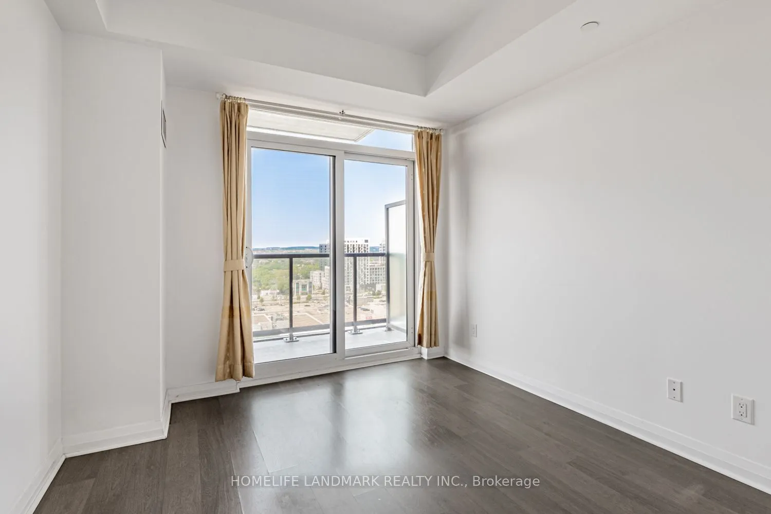55 Oneida Crescent, #1606