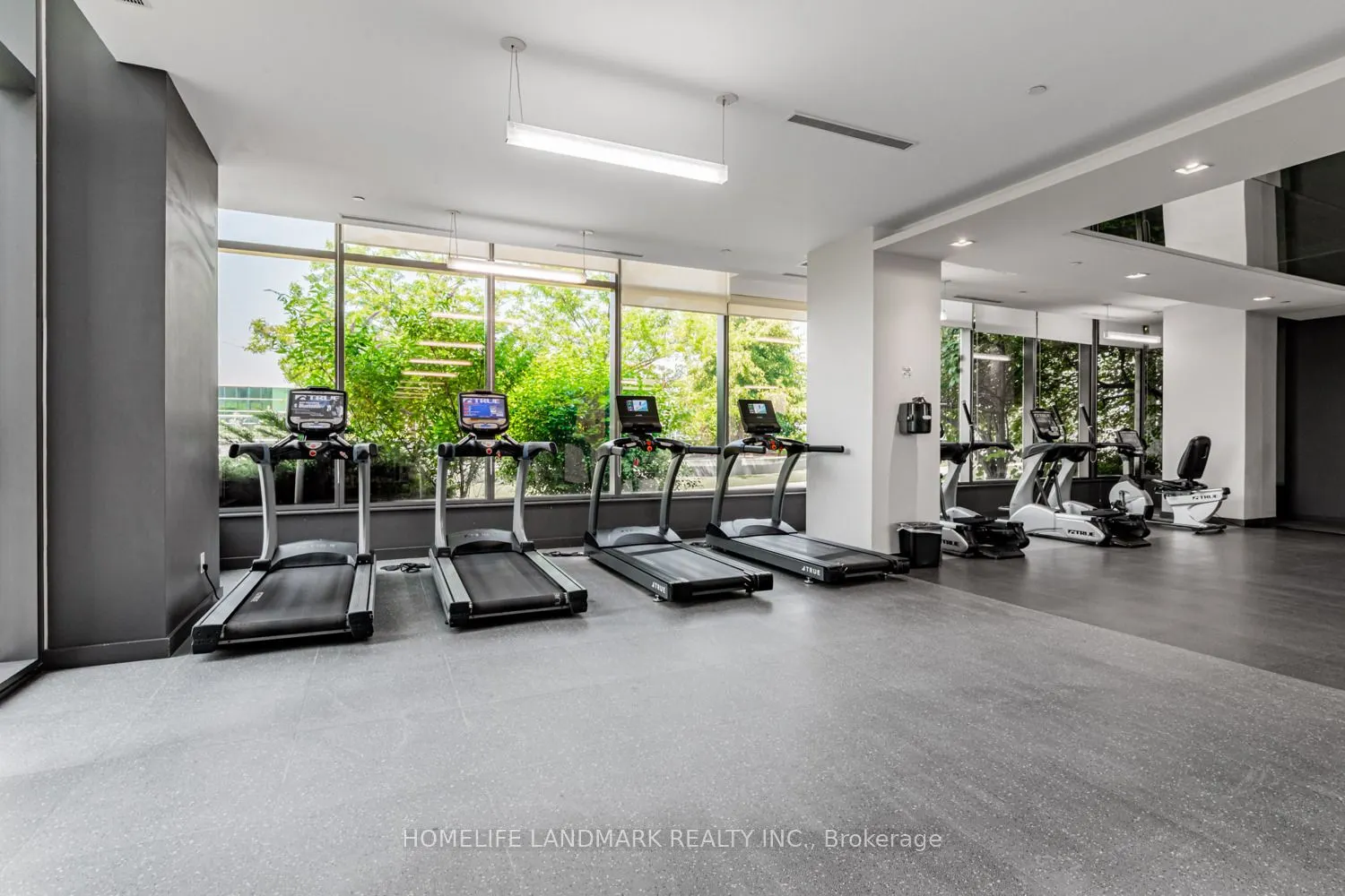 55 Oneida Crescent, #1606