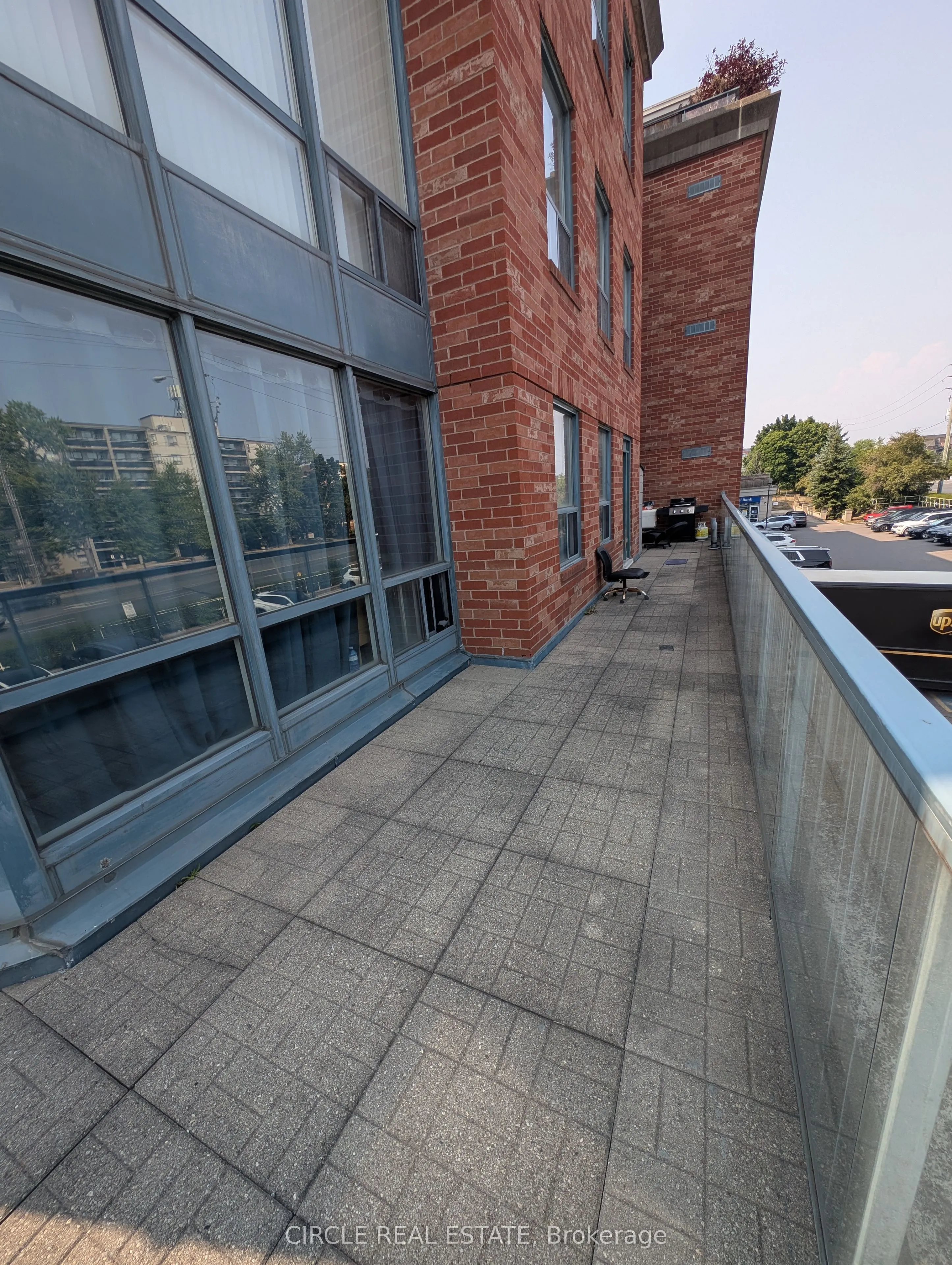 7398 Yonge Street, #112