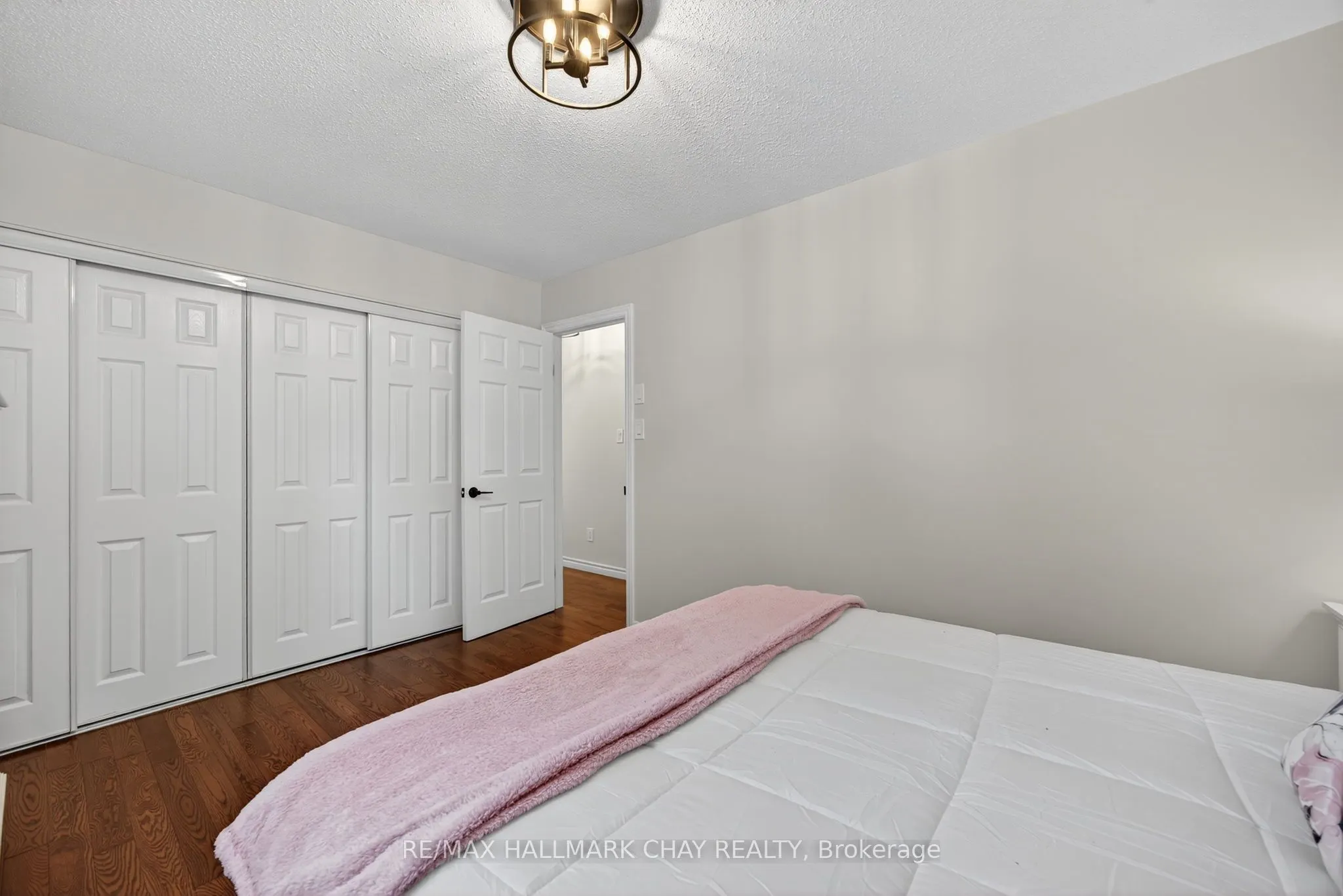 206 North Ridge Road