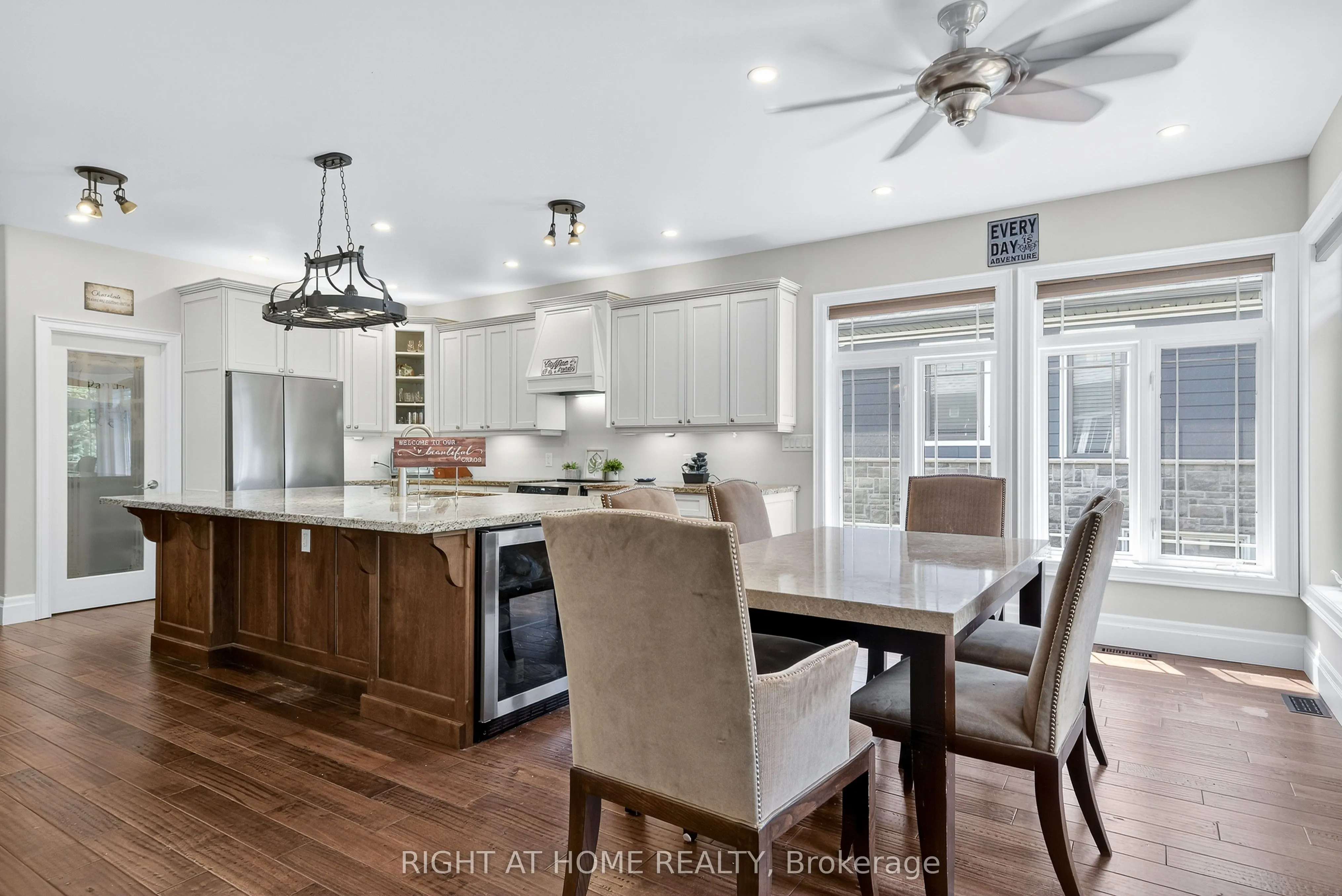 3500 Crescent Harbour Road