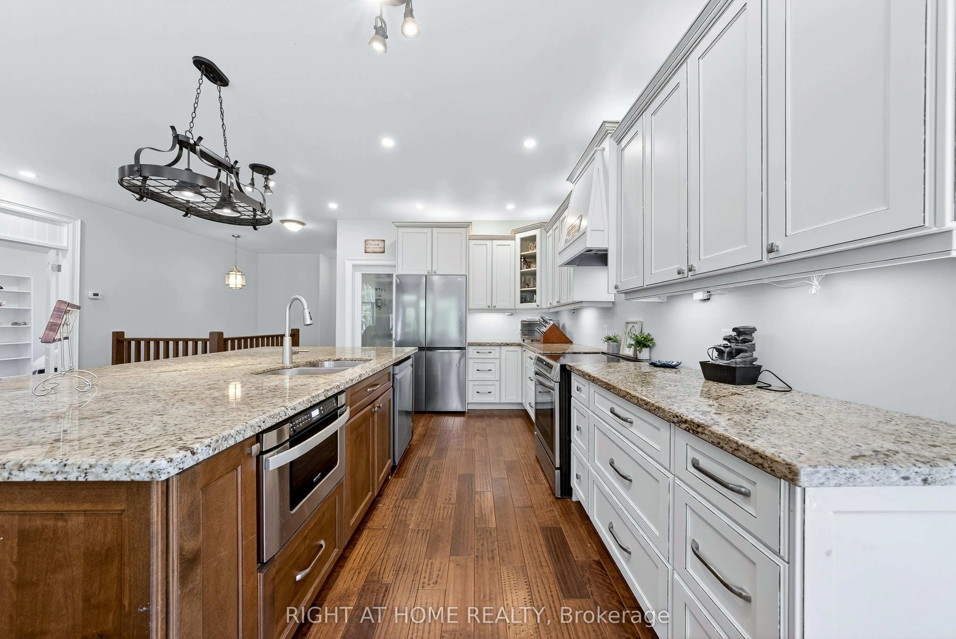 3500 Crescent Harbour Road