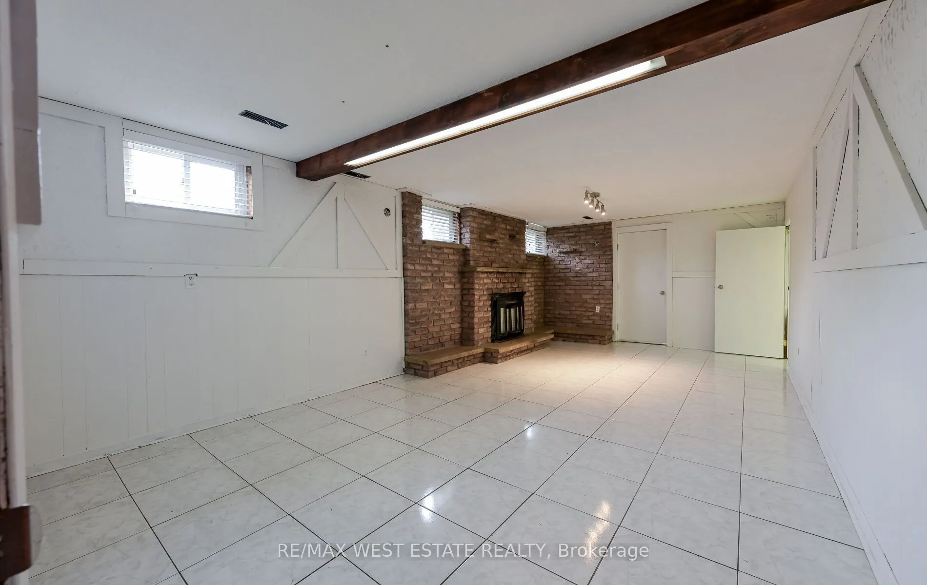 142 Aberdeen Avenue