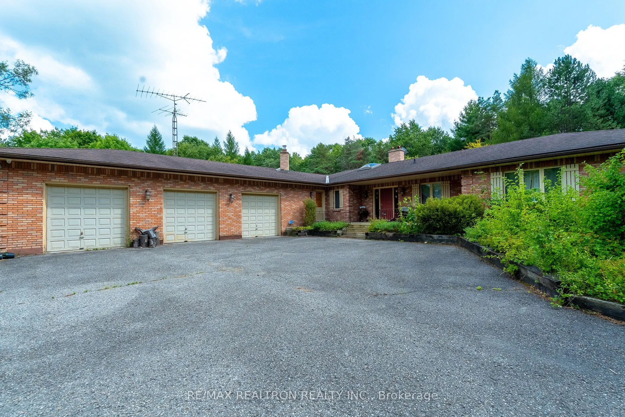 16271 Highway 48