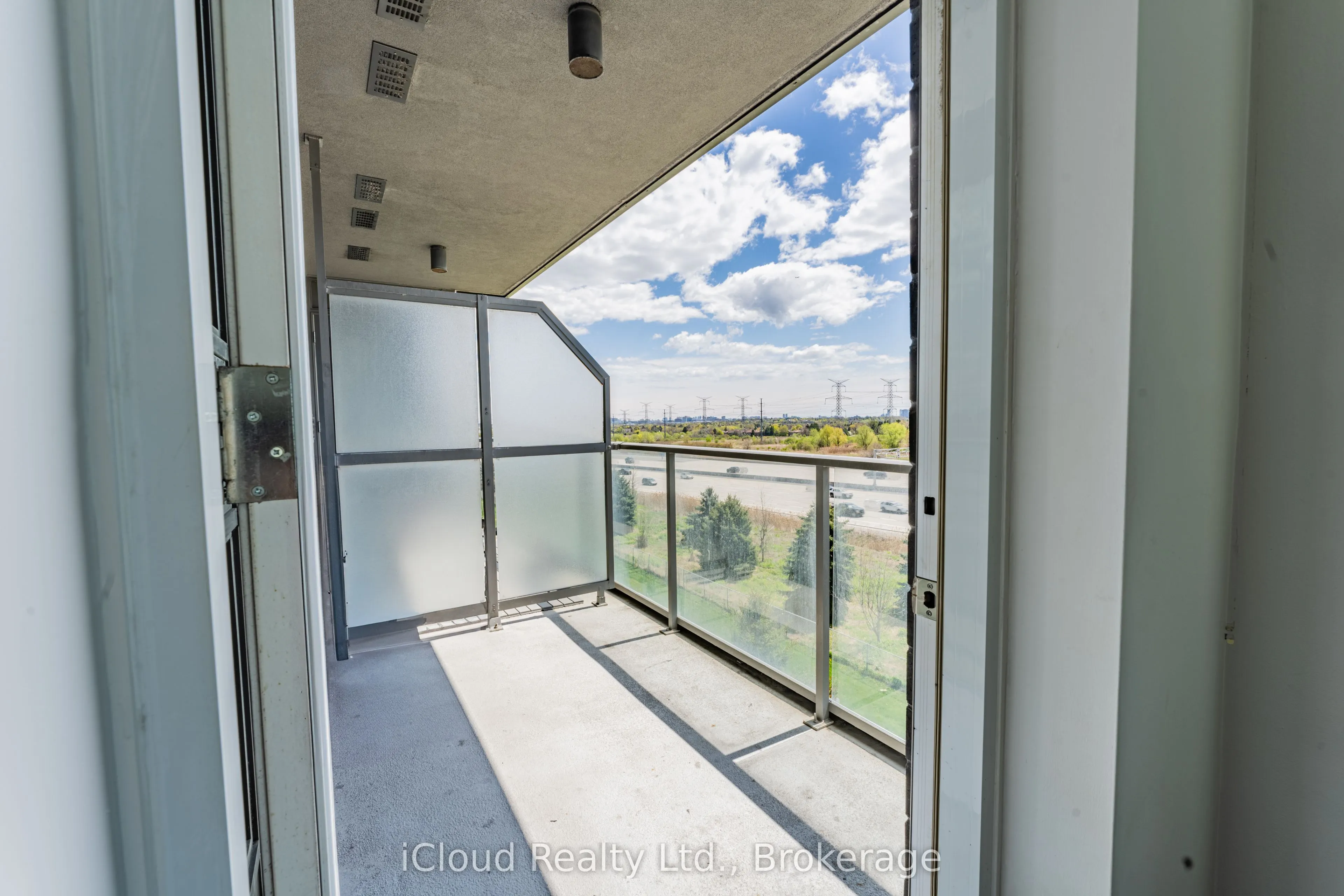 277 South Park Road, #609