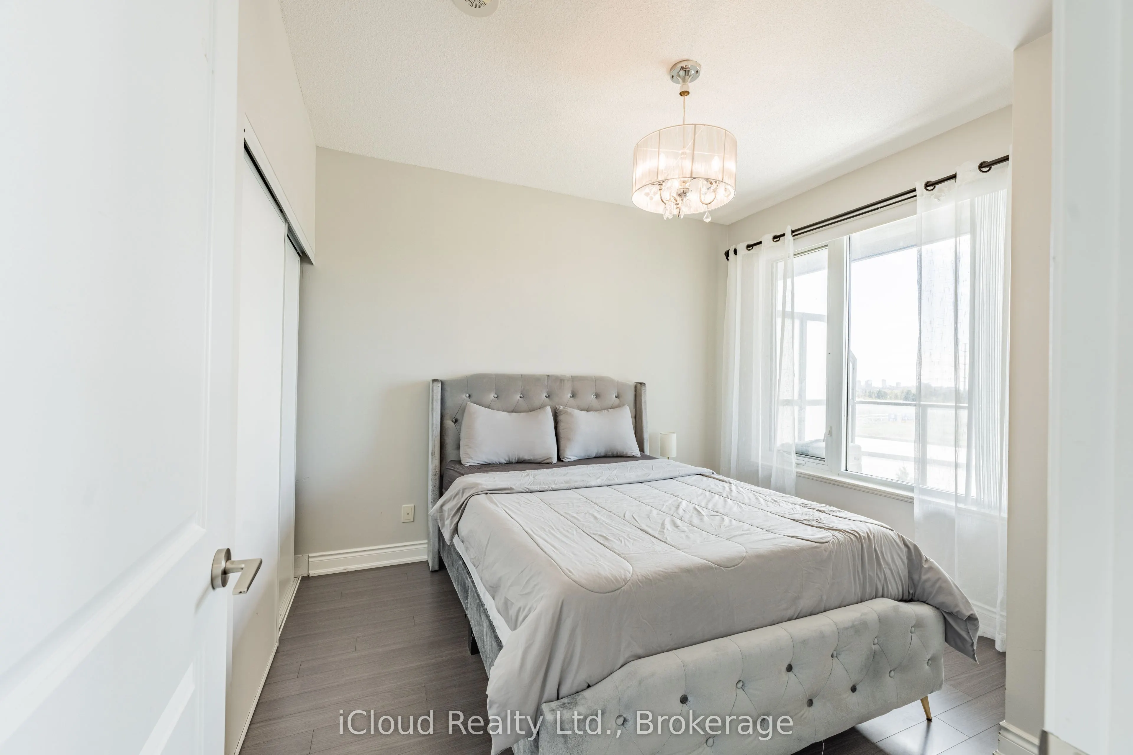 277 South Park Road, #609