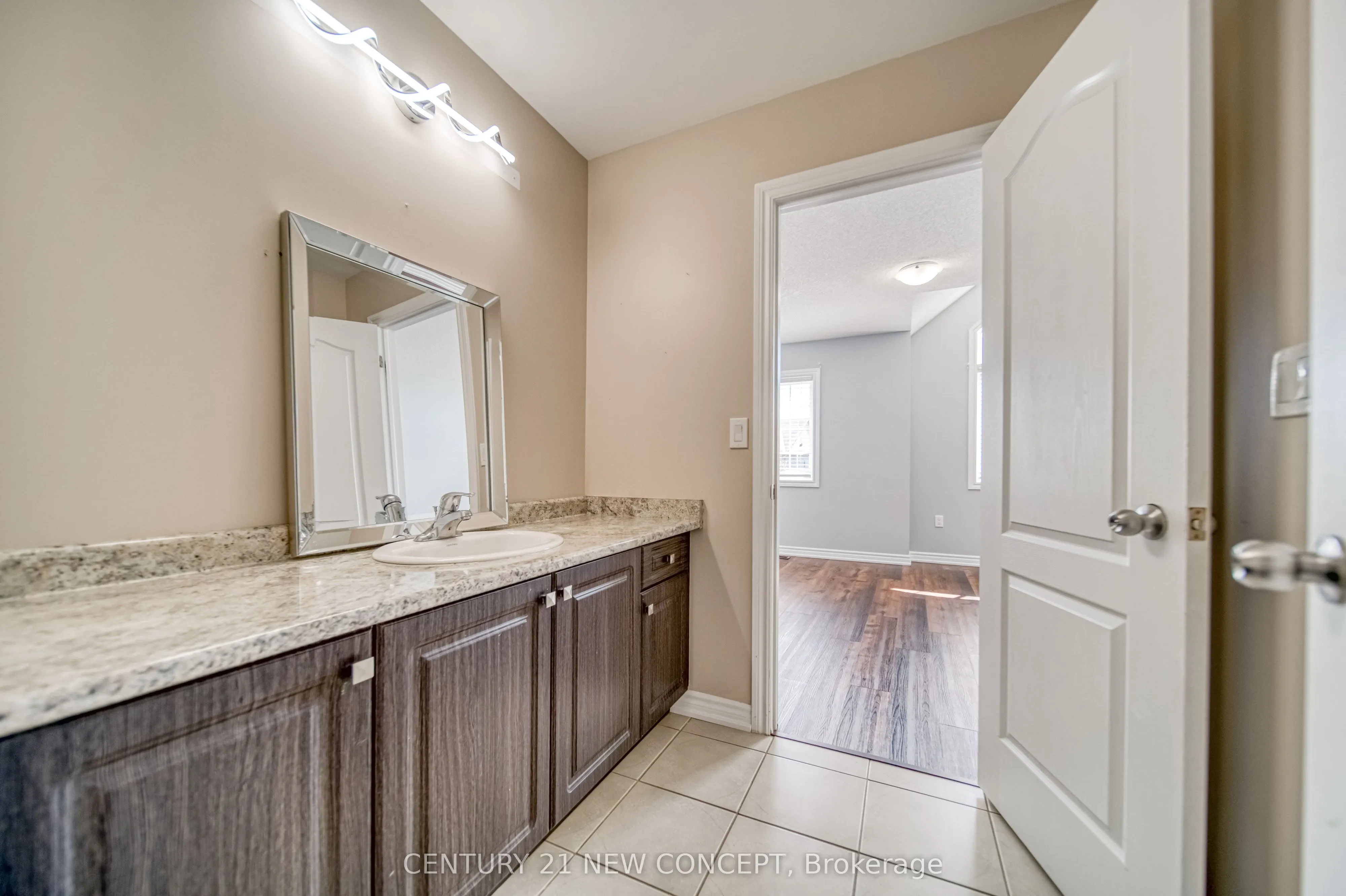 164 Gold Park Gate