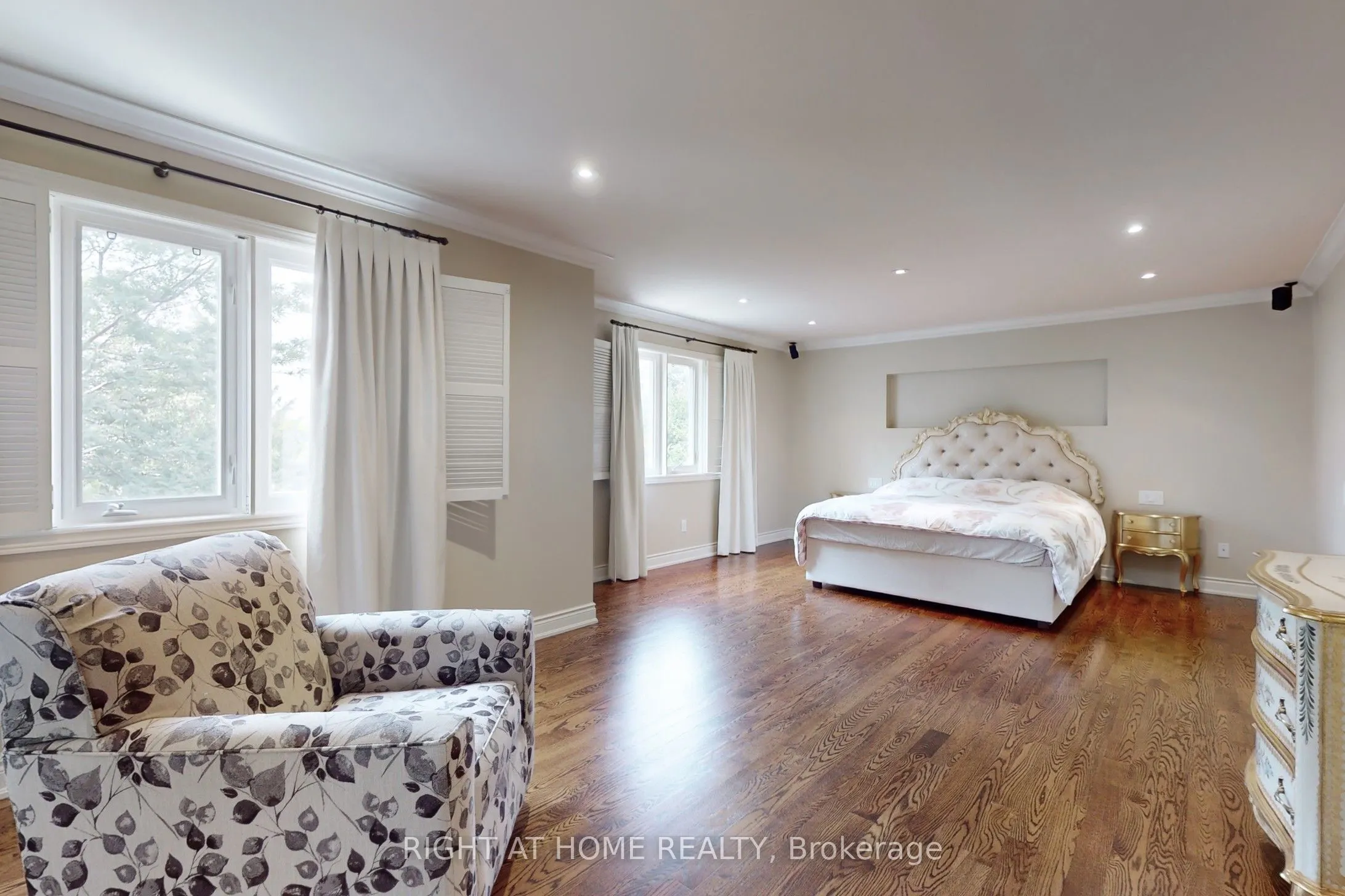 88 Langtry Place