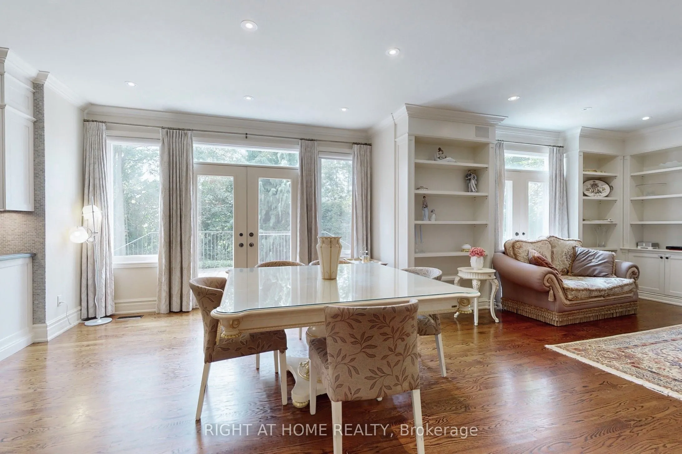88 Langtry Place