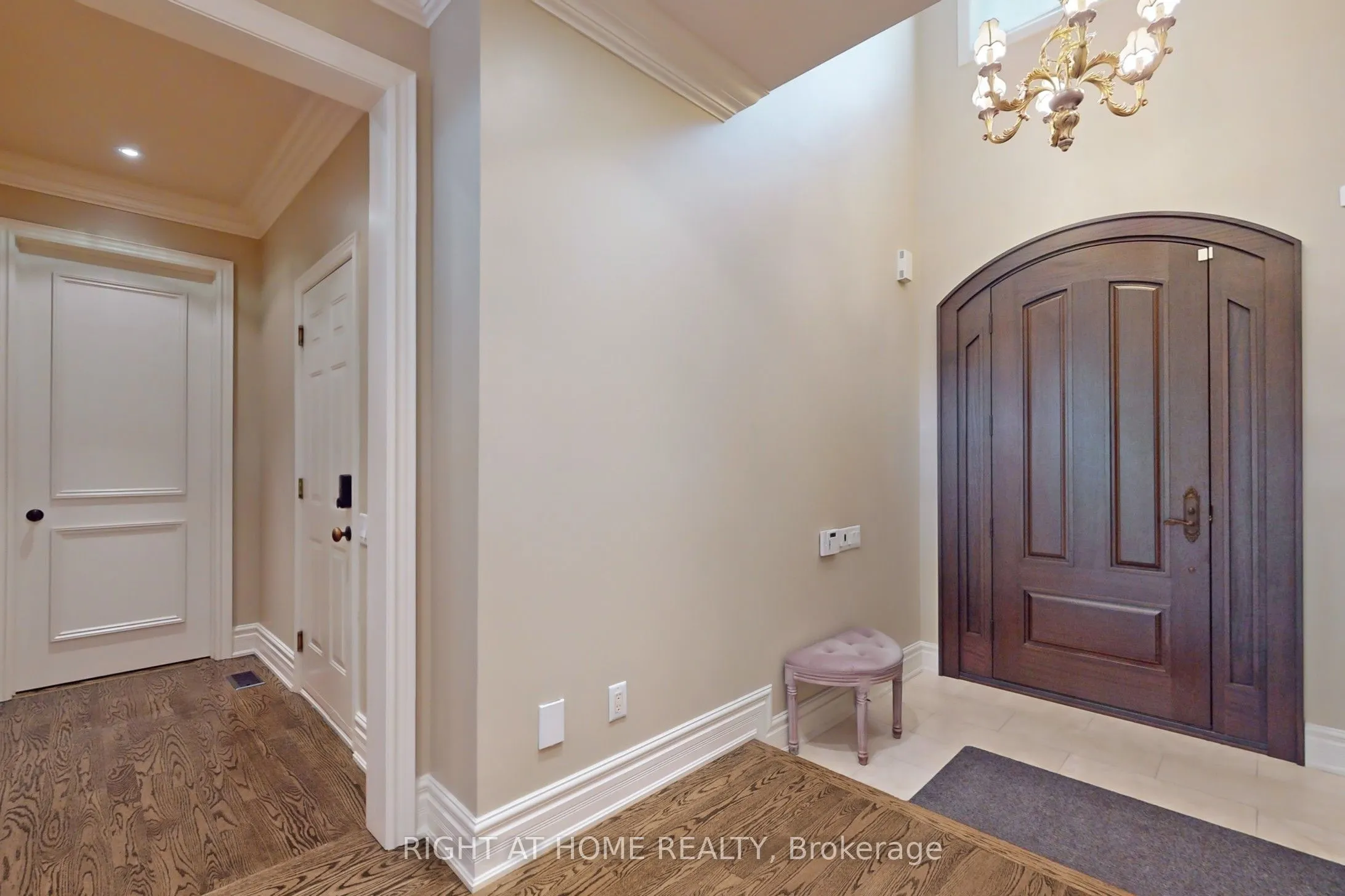 88 Langtry Place