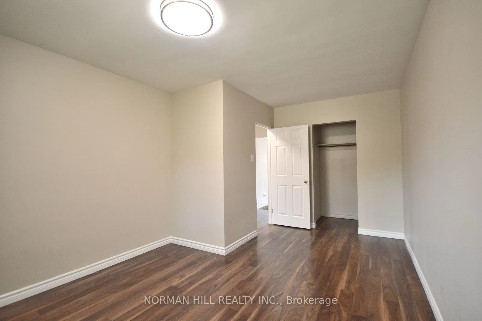 41 Newbury Drive, #Main Floor