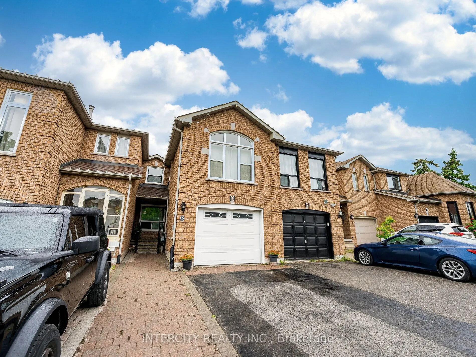 8 Wedgewood Place