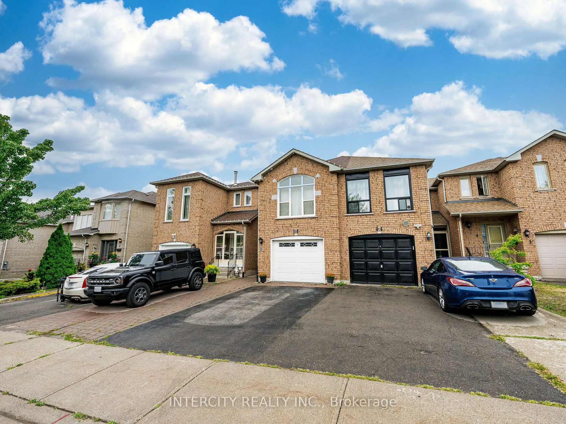 8 Wedgewood Place