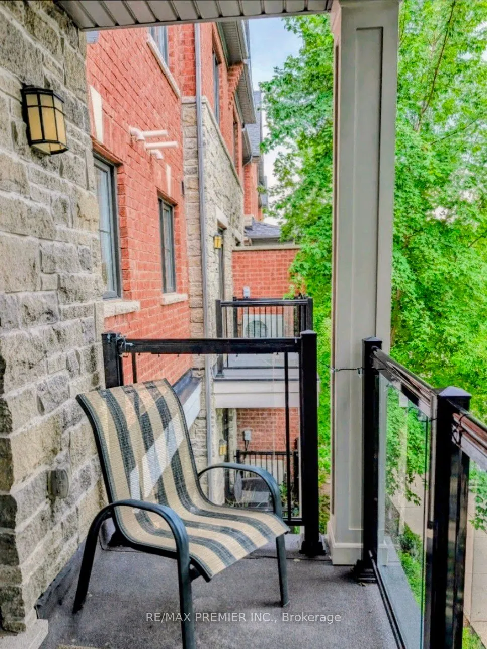 201 Pine Grove Road, #407