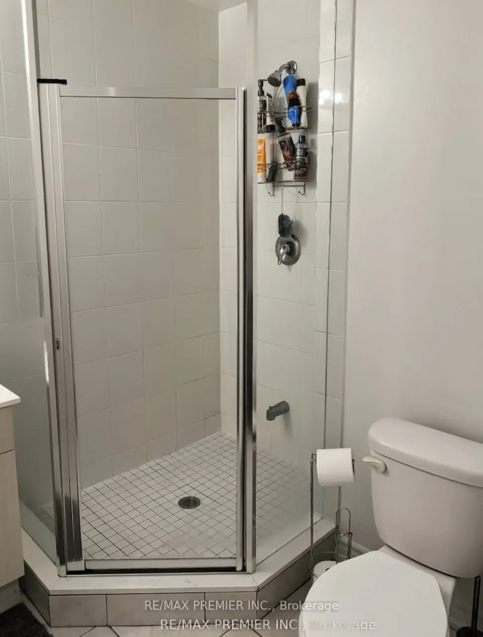 201 Pine Grove Road, #407