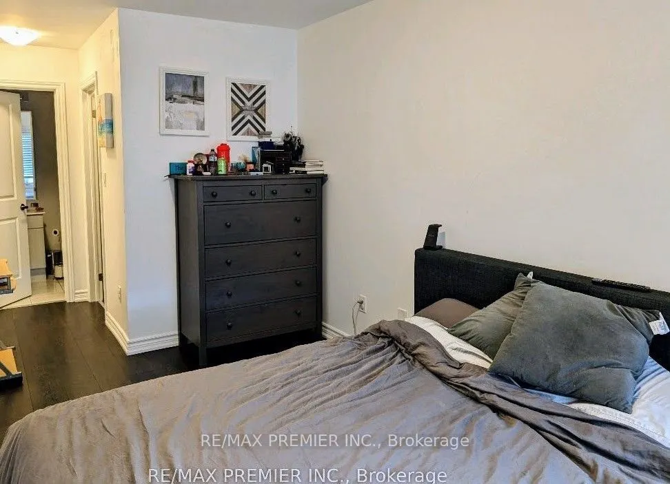 201 Pine Grove Road, #407