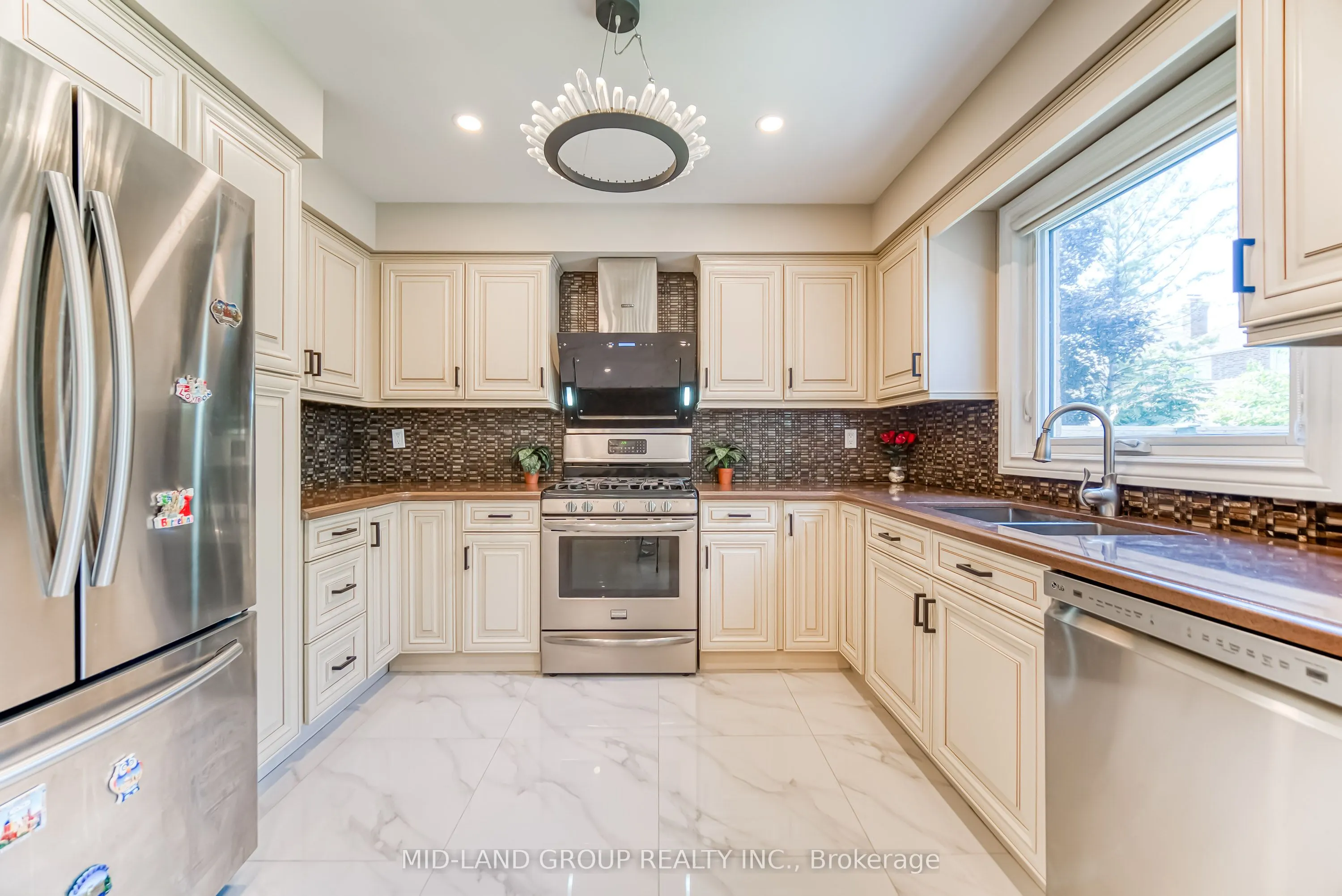 74 Blackmore Avenue