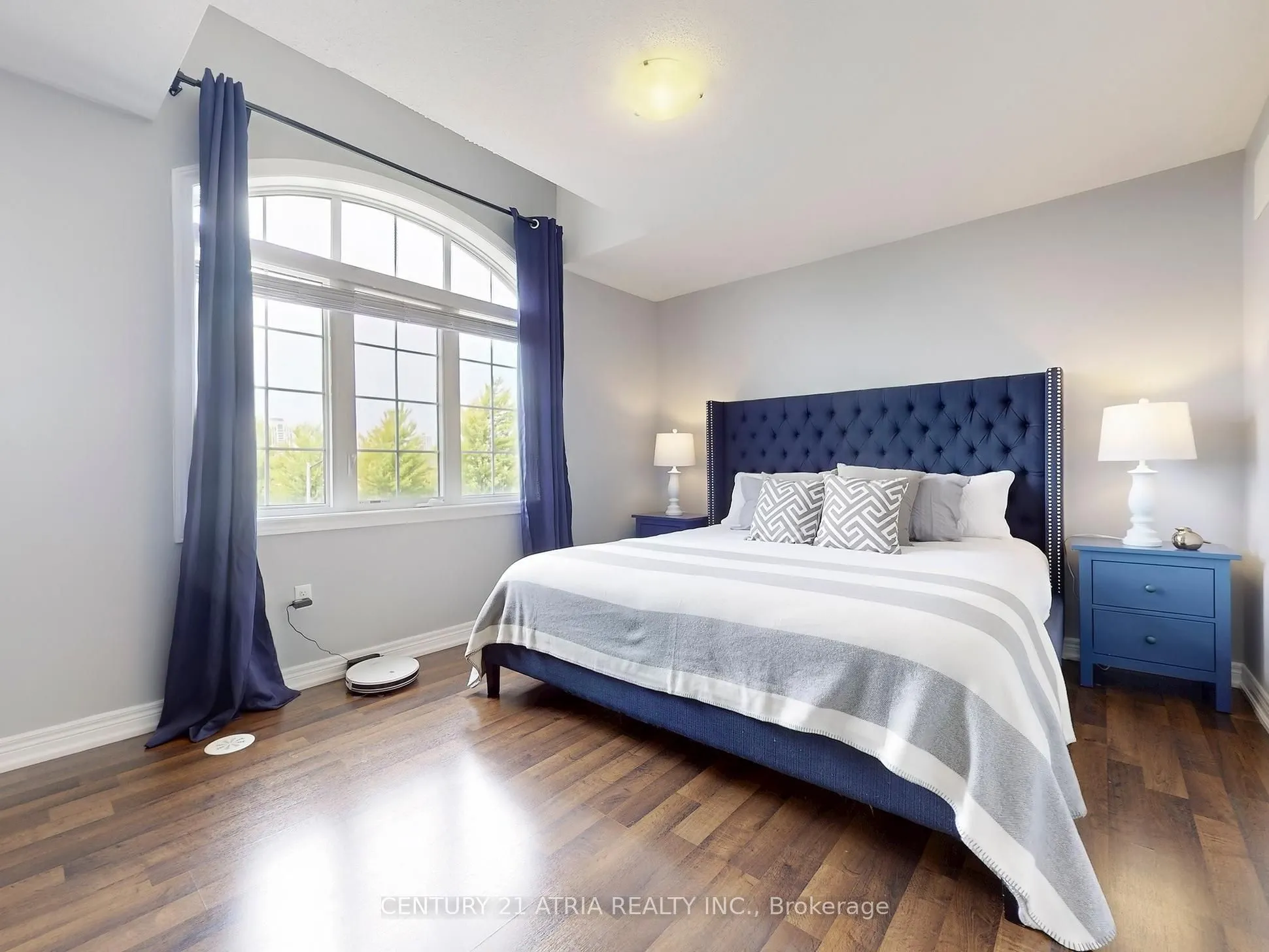 12 Roy Grove Way, #43
