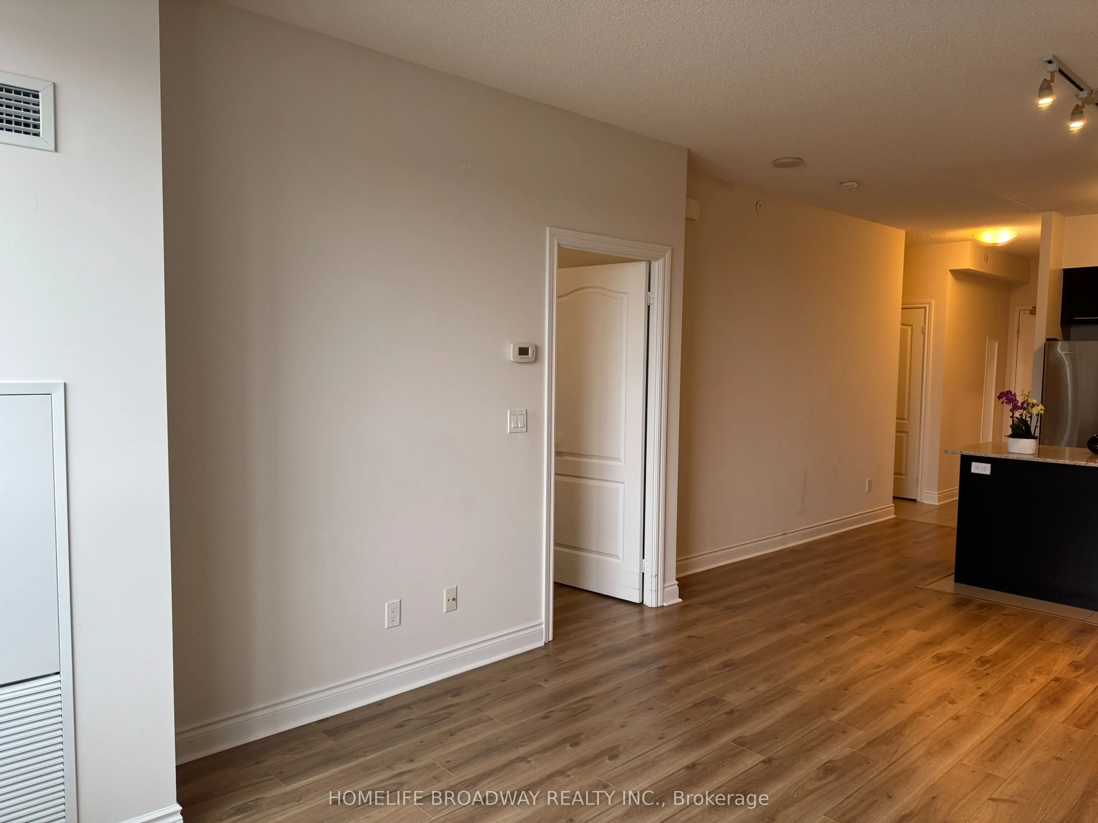 11211 Yonge Street, #A1103