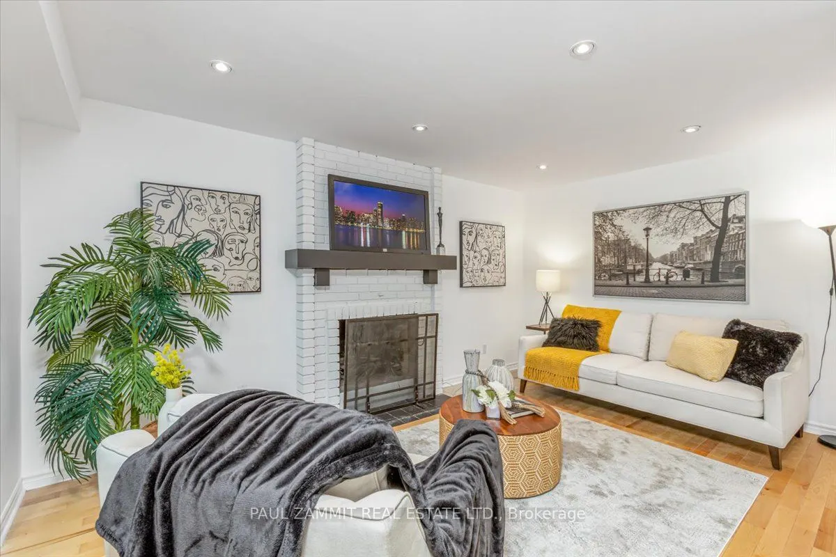 70 Braeburn Drive