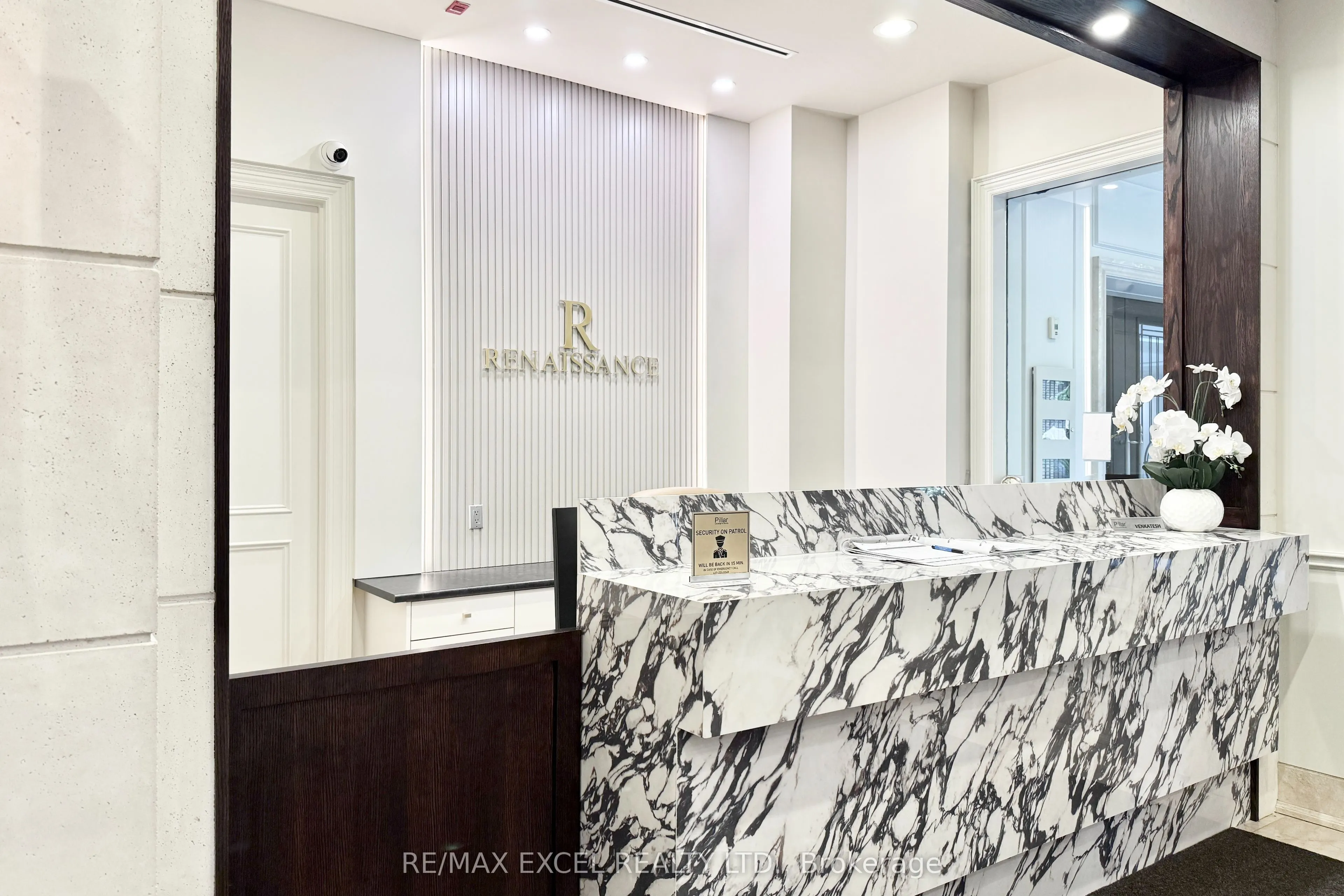 10101 Yonge Street N, #408