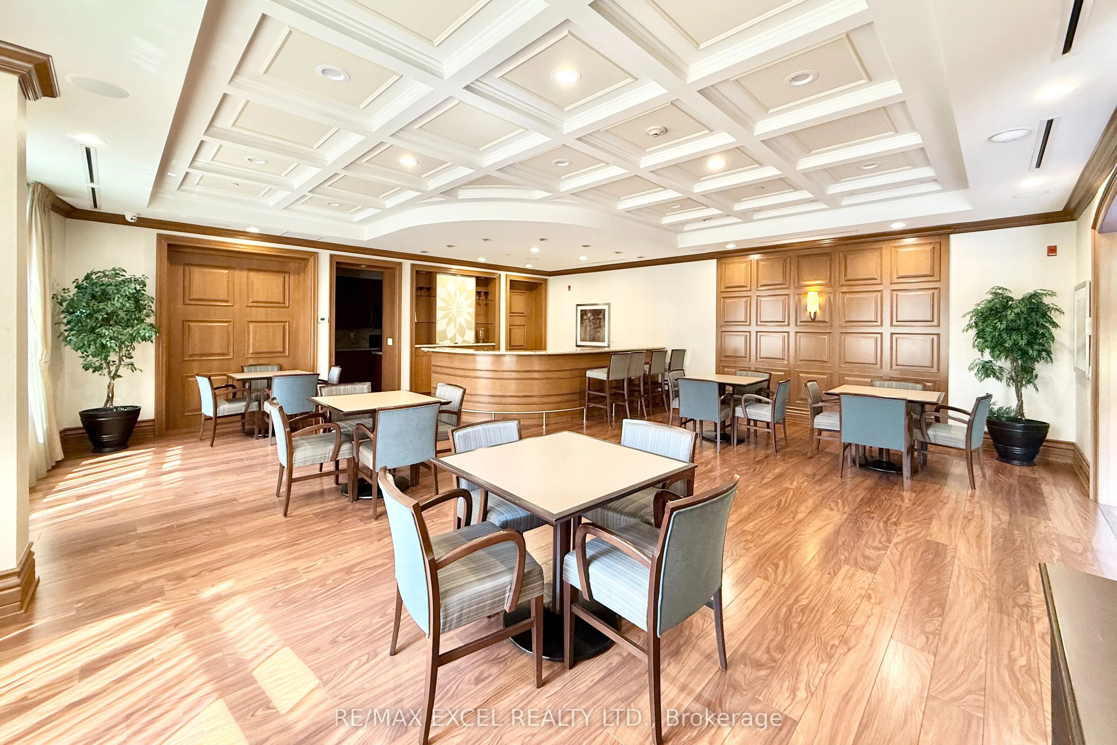 10101 Yonge Street N, #408