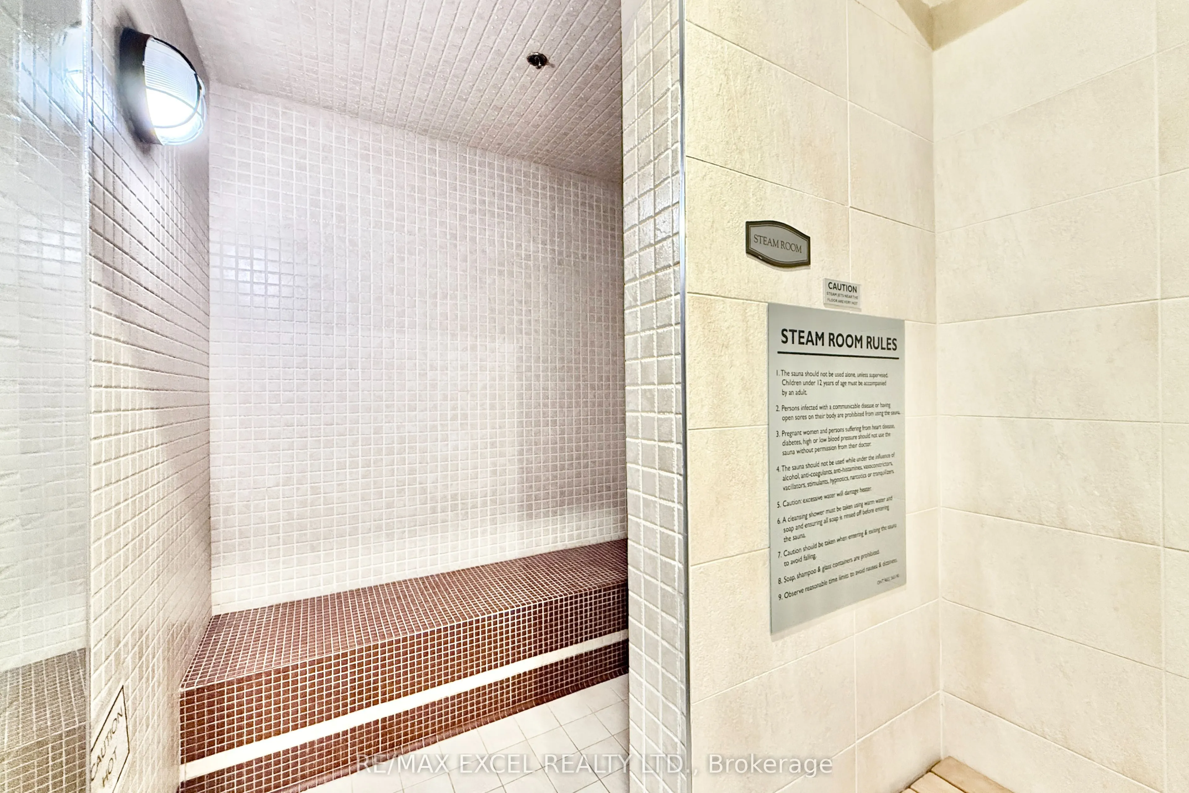 10101 Yonge Street N, #408