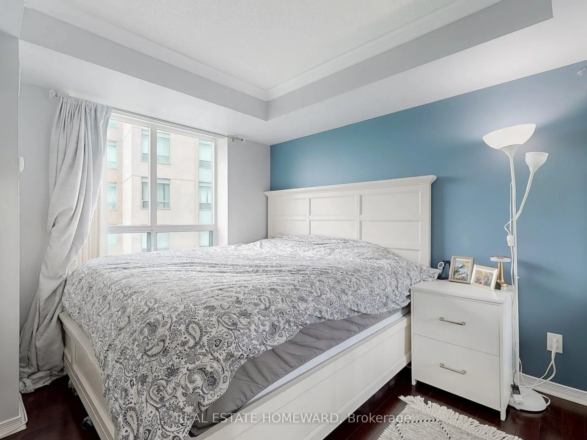 23 Oneida Crescent, #610