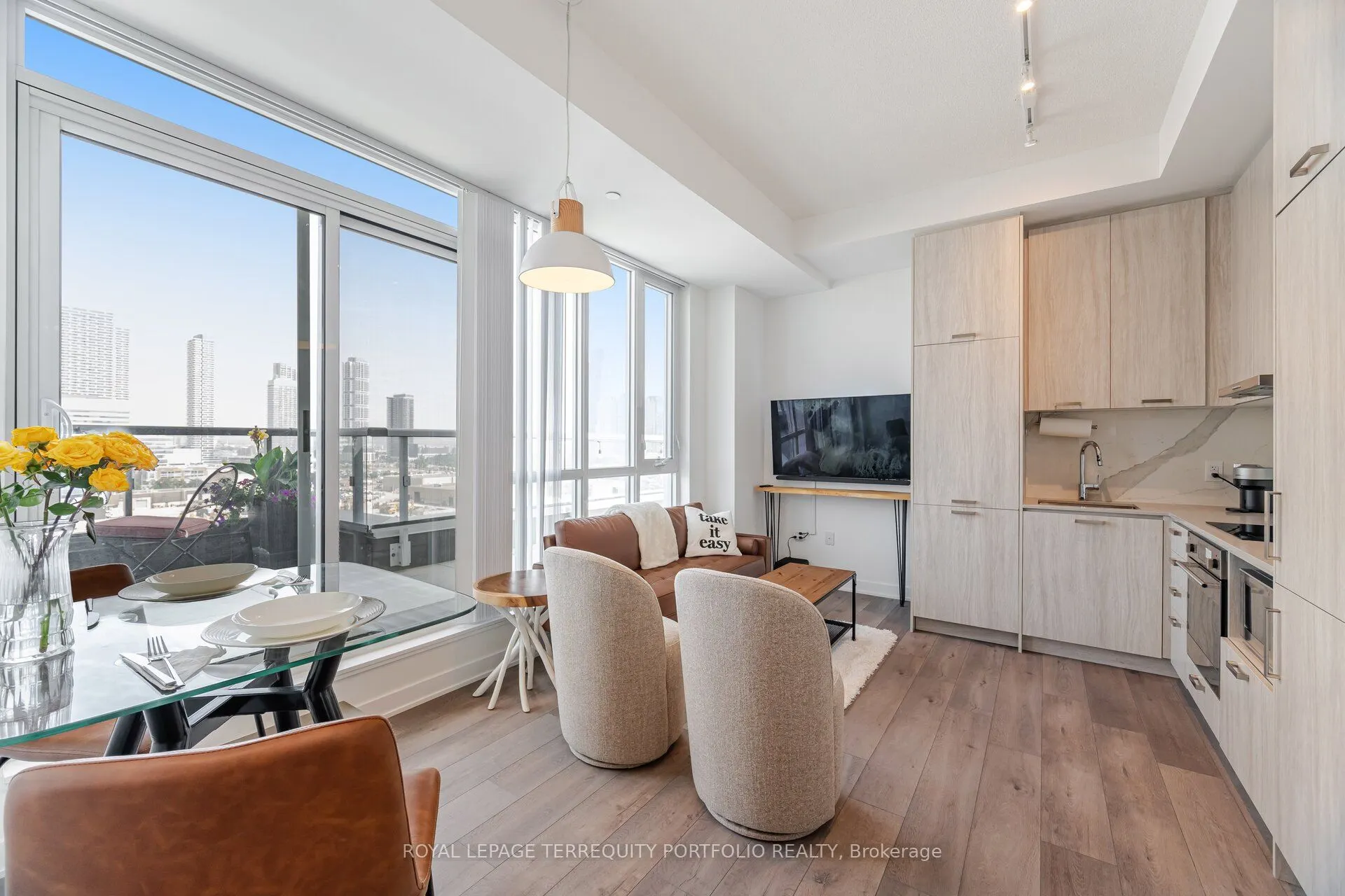 10 Honeycrisp Crescent, #1201