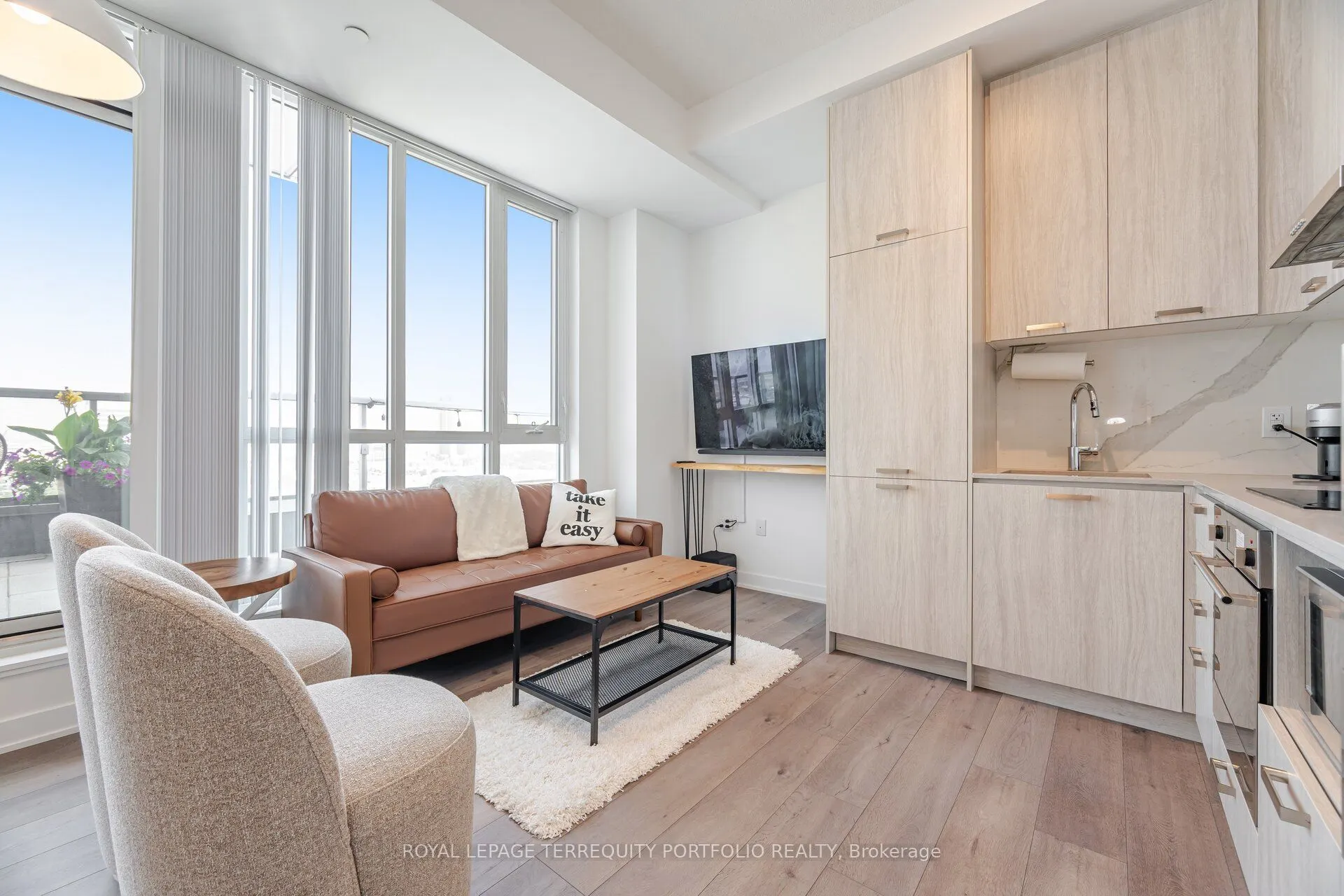 10 Honeycrisp Crescent, #1201
