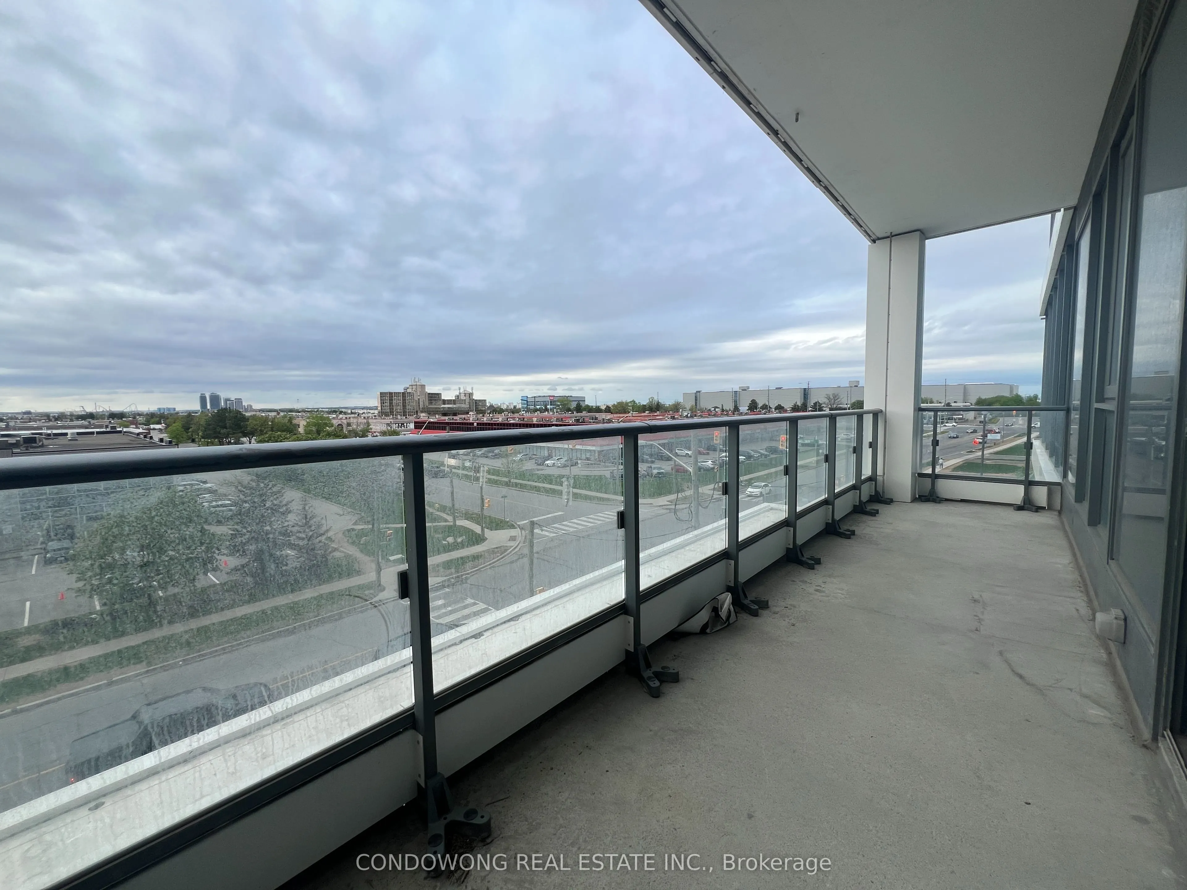 950 Portage Parkway, #301