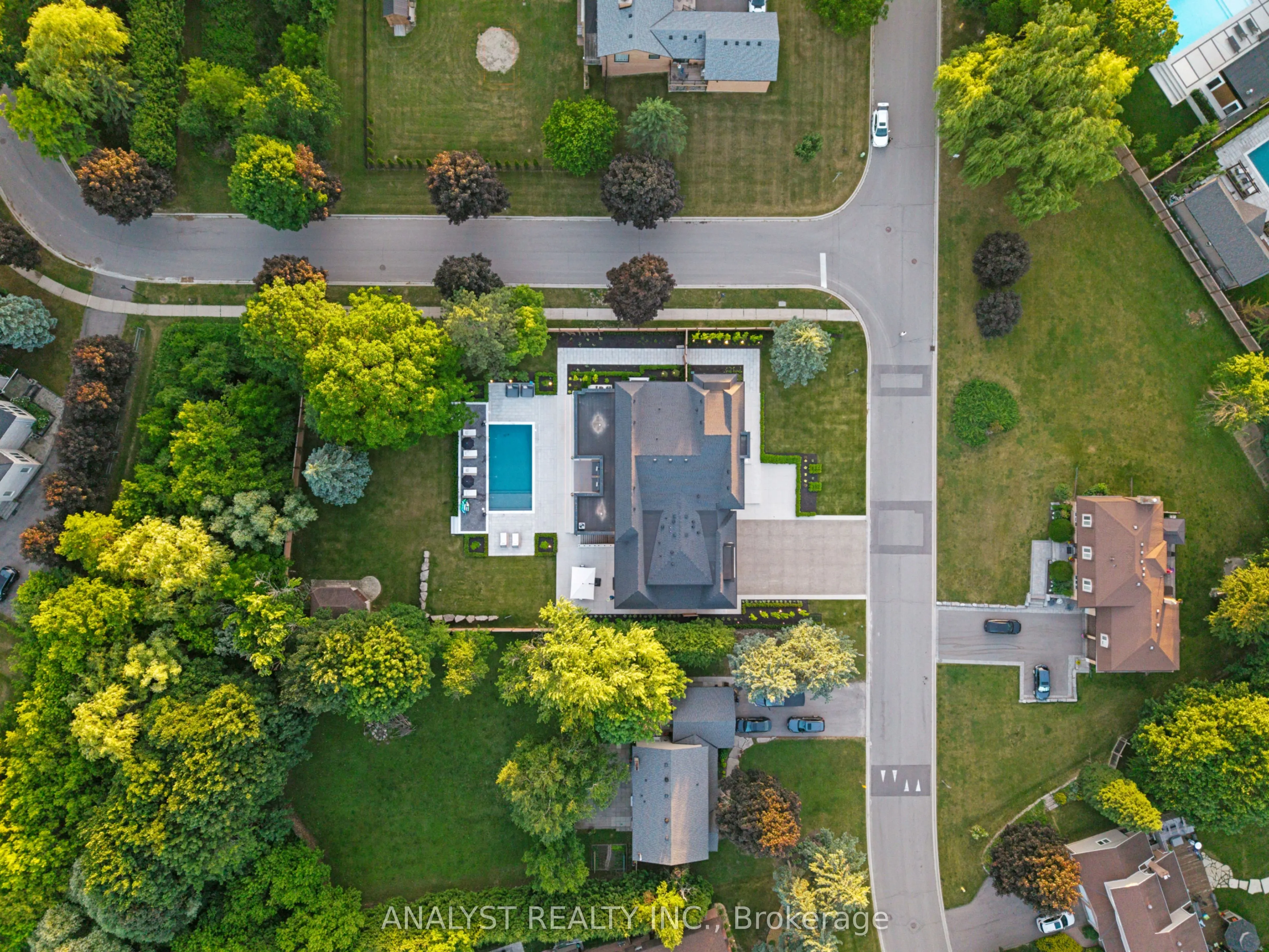 81 Ellis Avenue