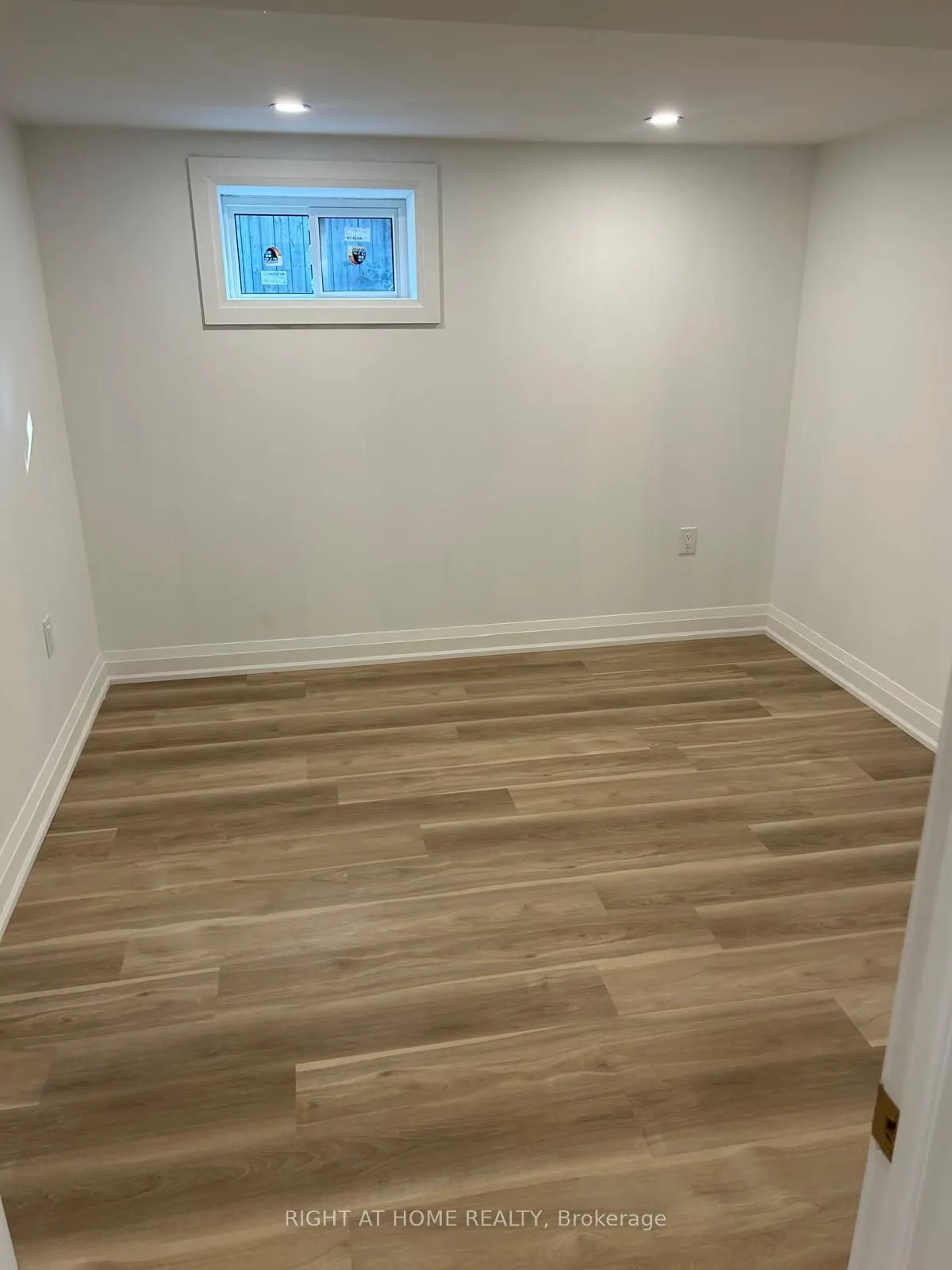55 Rockport Crescent, #Basement
