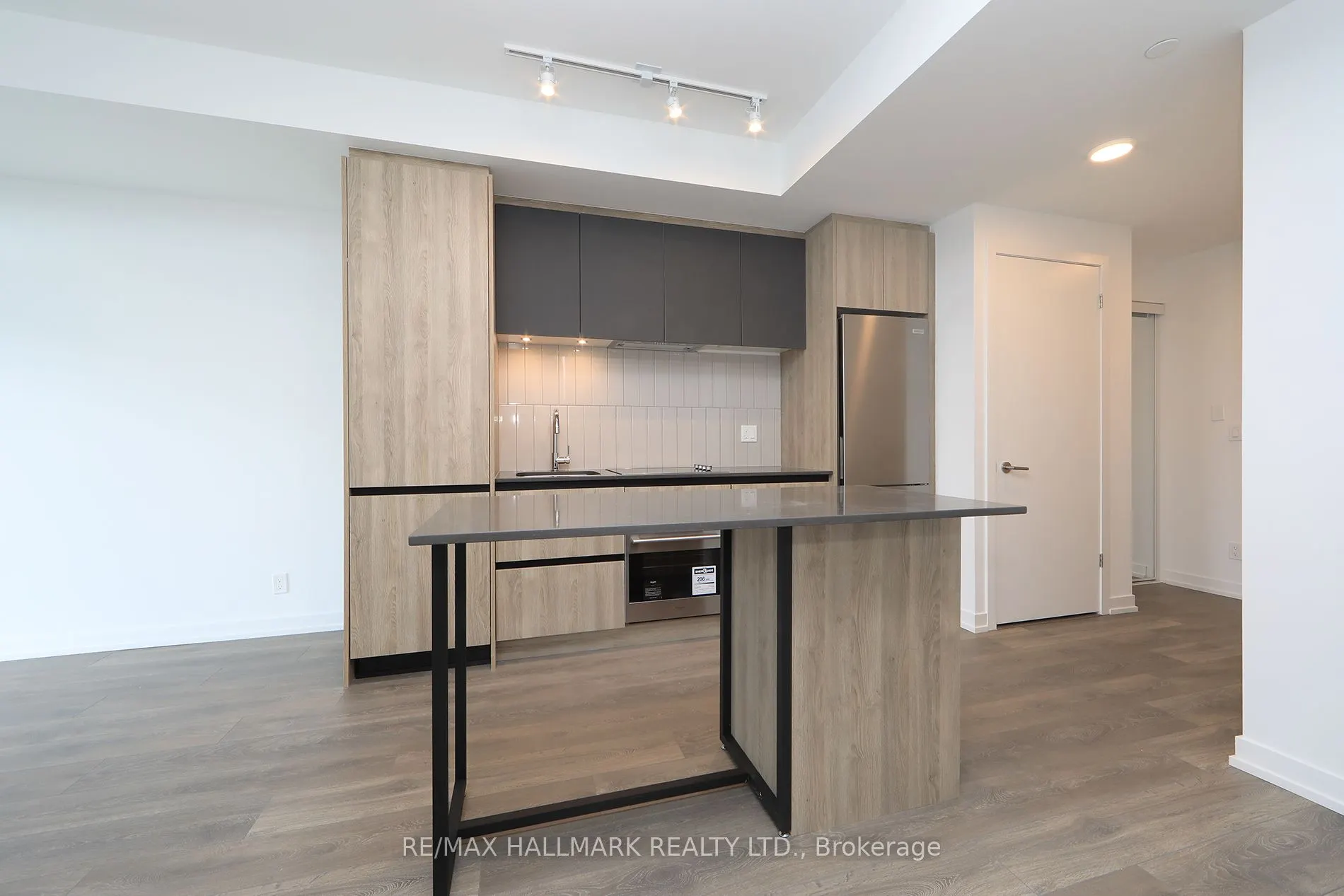 7950 Bathurst Street, #A-1217