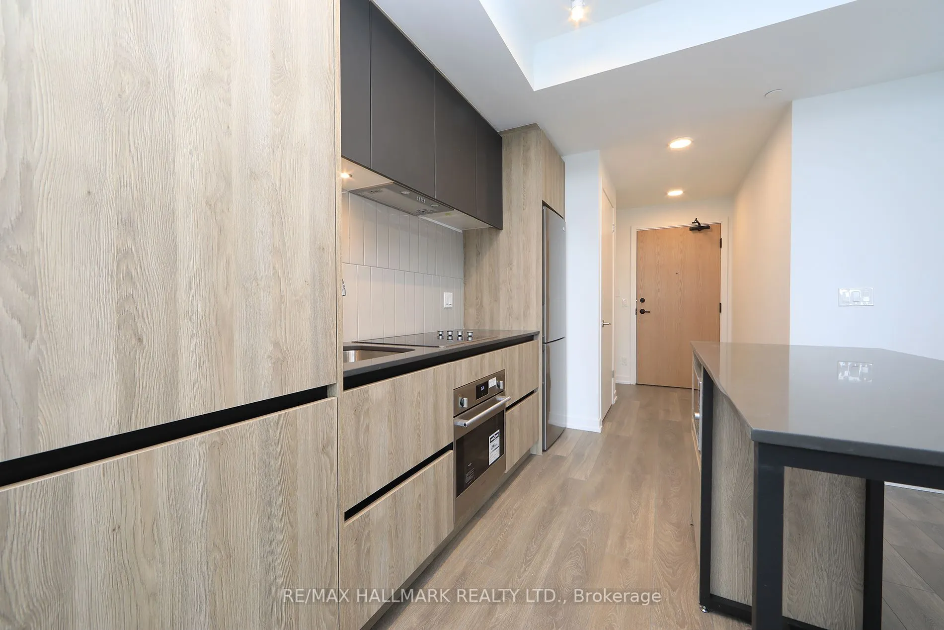 7950 Bathurst Street, #A-1217