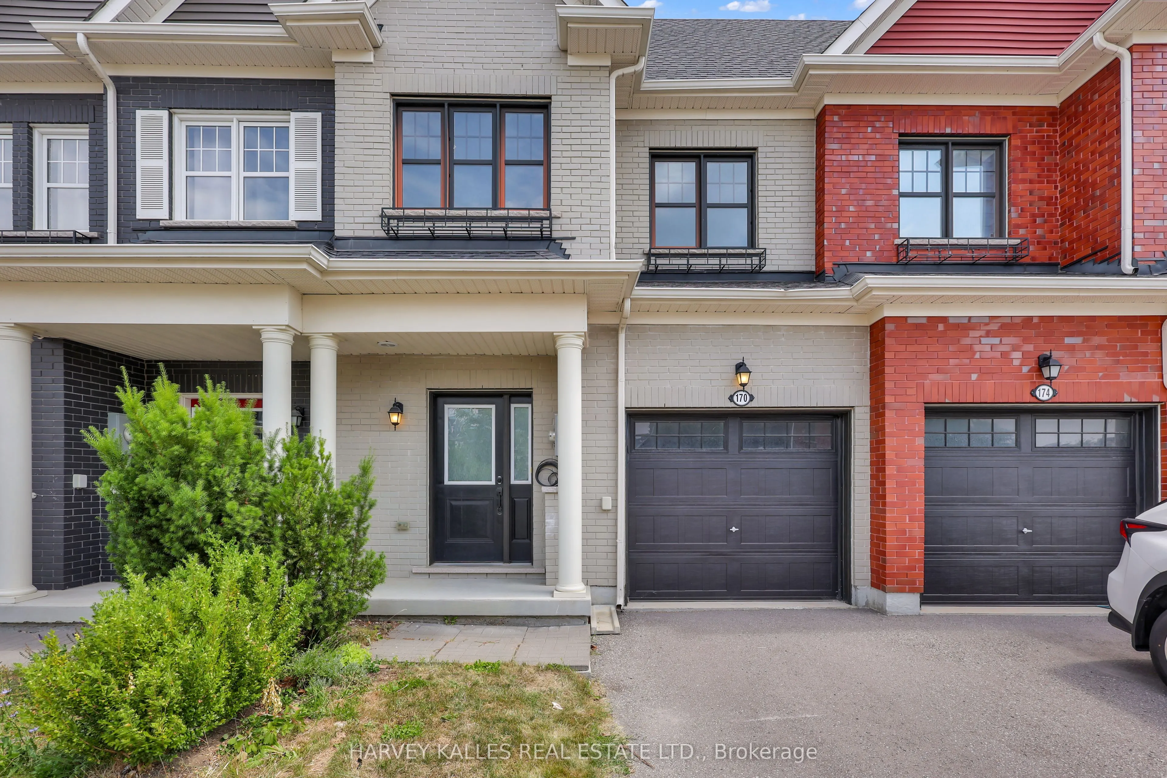 170 Boadway Crescent