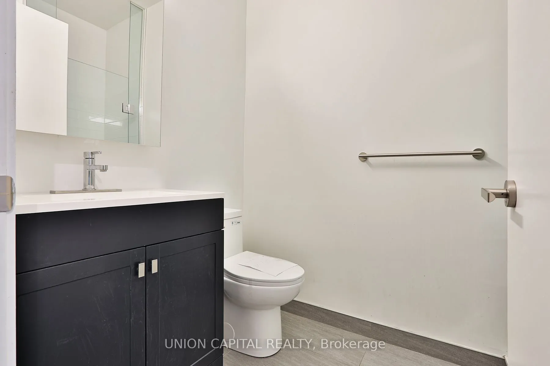 8868 Yonge Street, #702E
