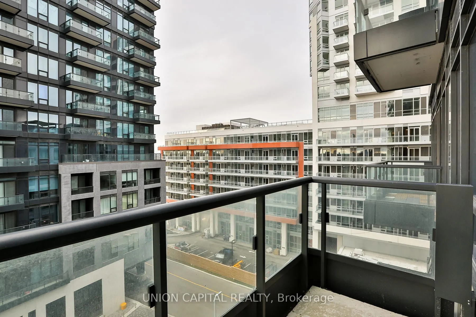8868 Yonge Street, #702E