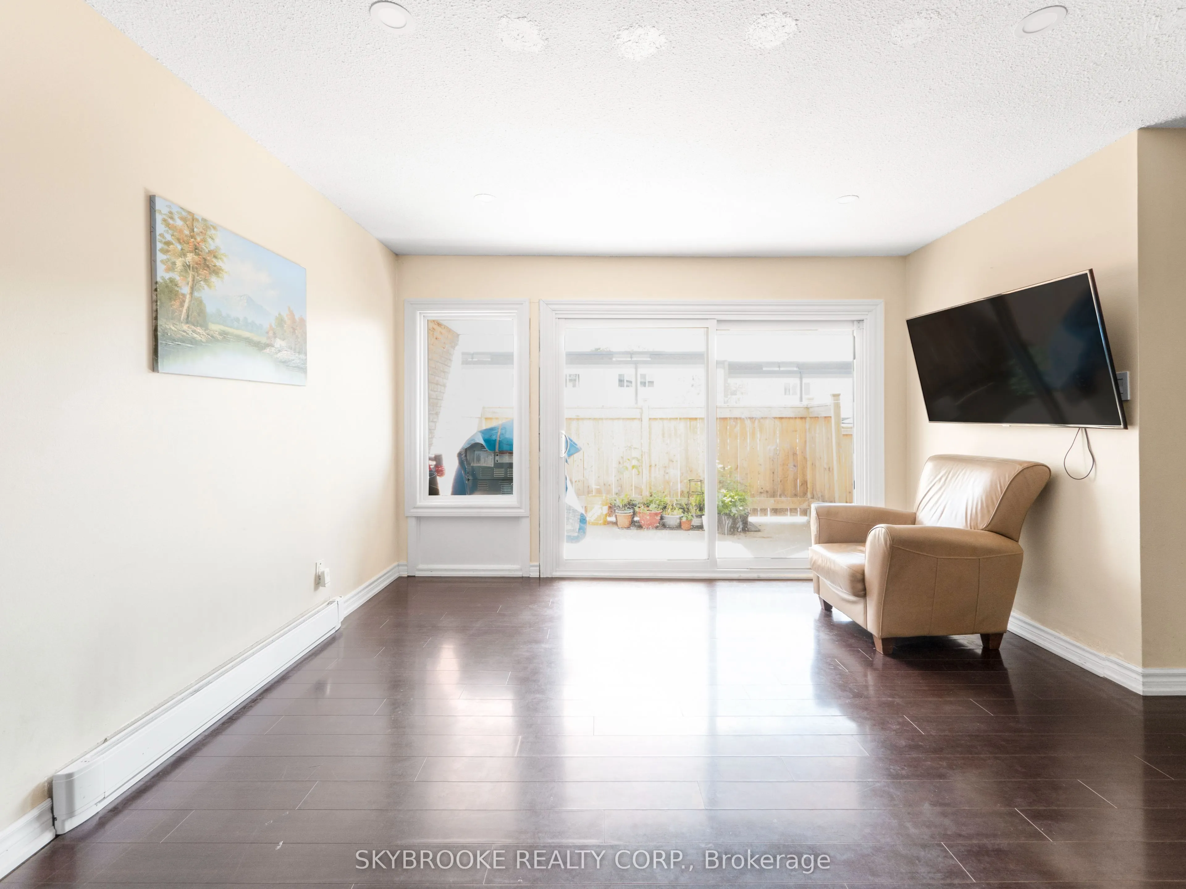 244 Milestone Crescent, #118