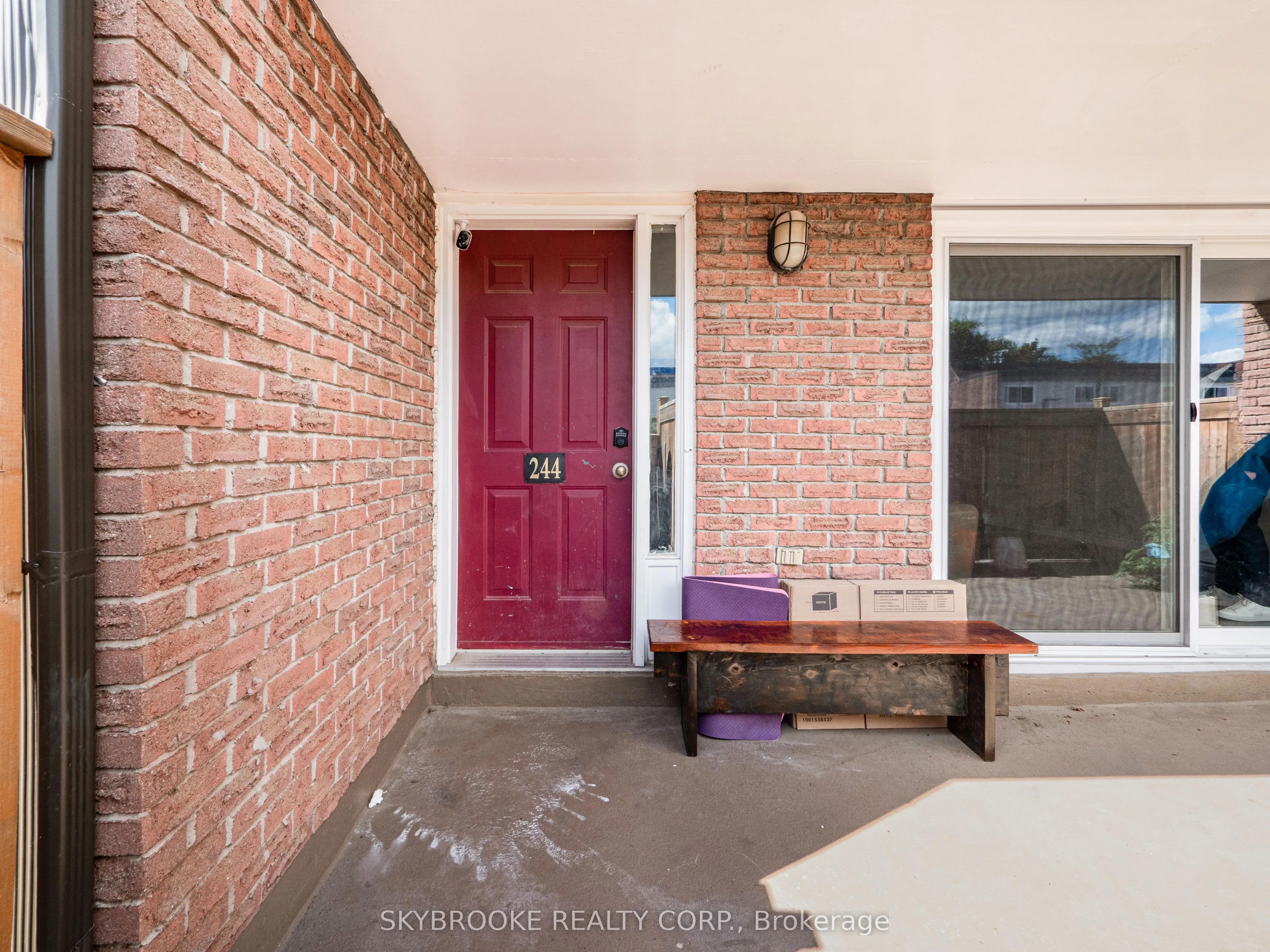 244 Milestone Crescent, #118