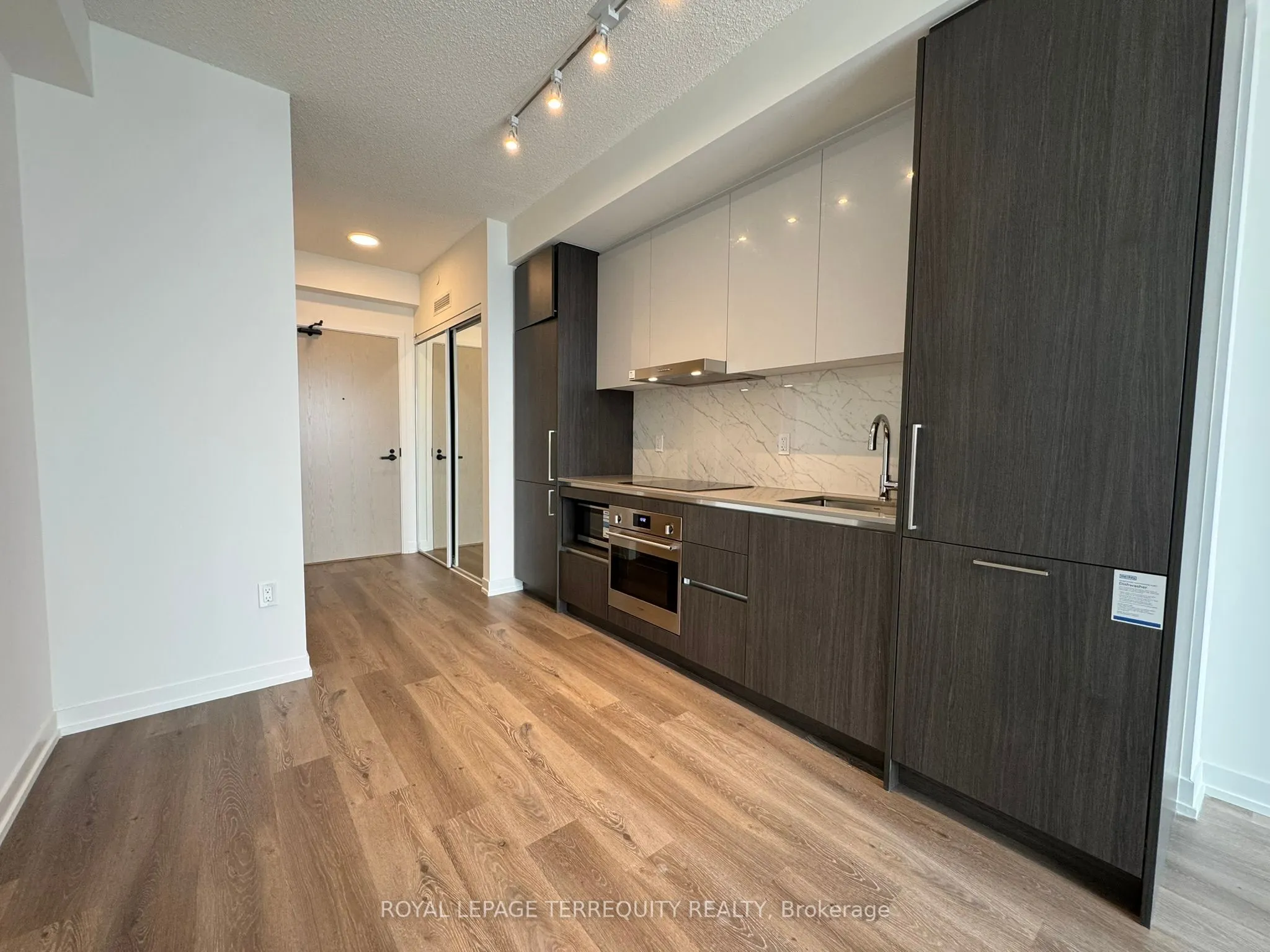 225 Commerce Street, #5705