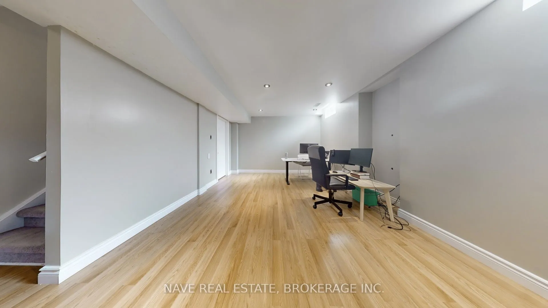 66 Lourakis Street