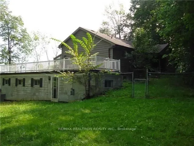 110 Glenwoods Avenue